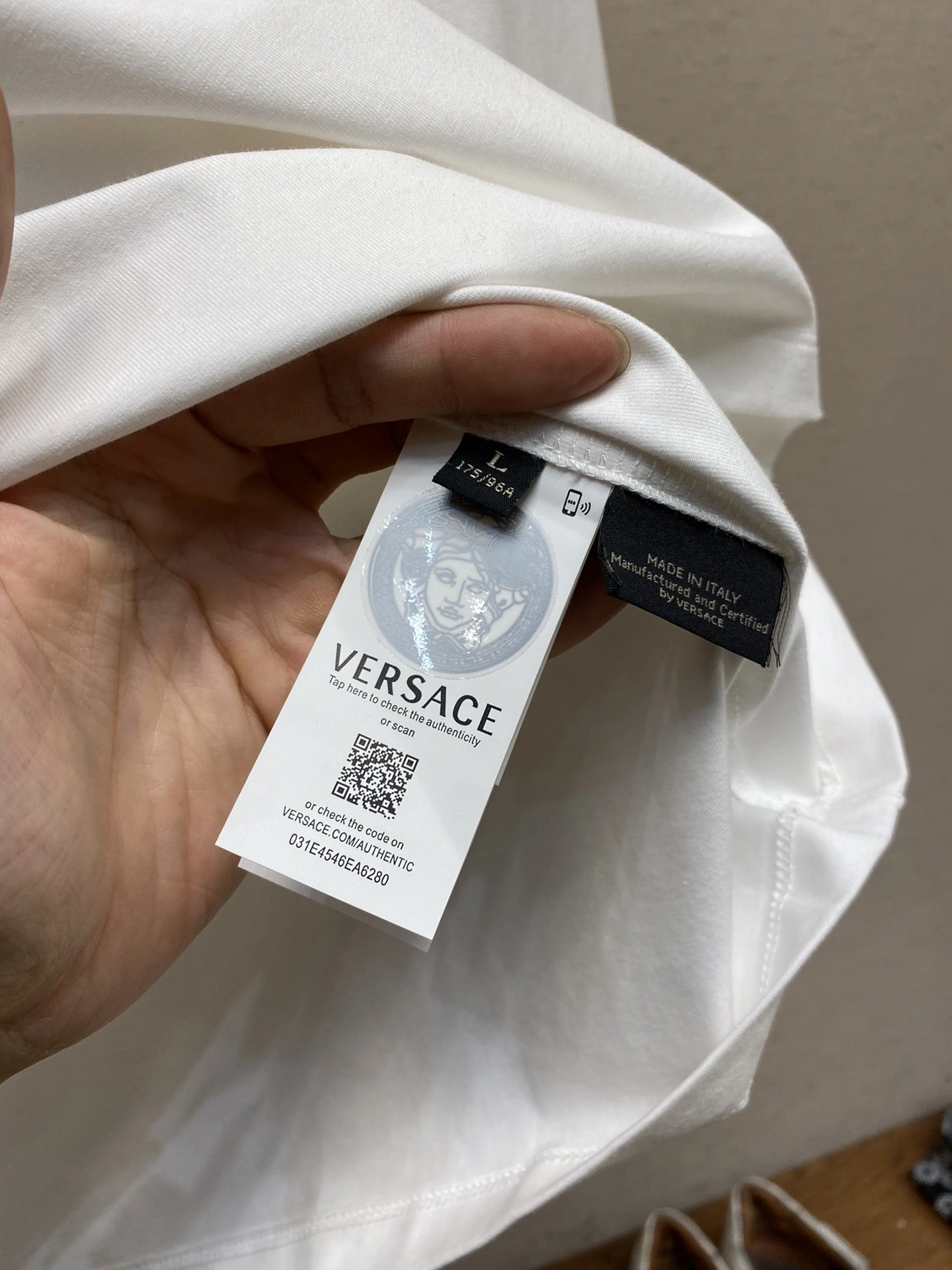 Sporty V*ERSACE Sweatshirt Top Quality AZ 20231026- 14282