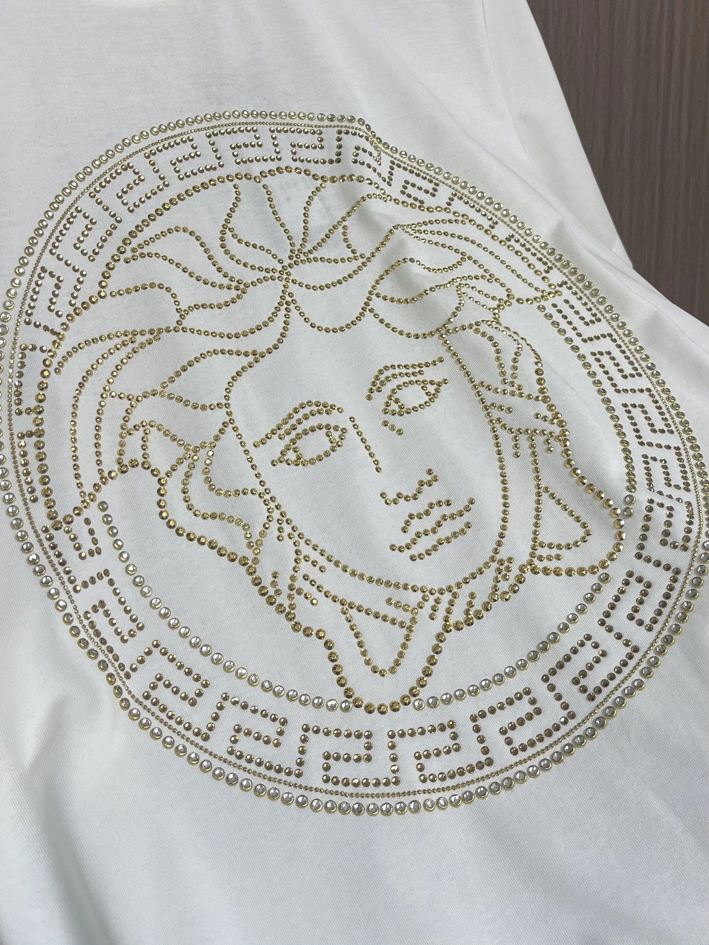 V*ERSACE T-shirt Top Quality D17 20240227- Snug 14275