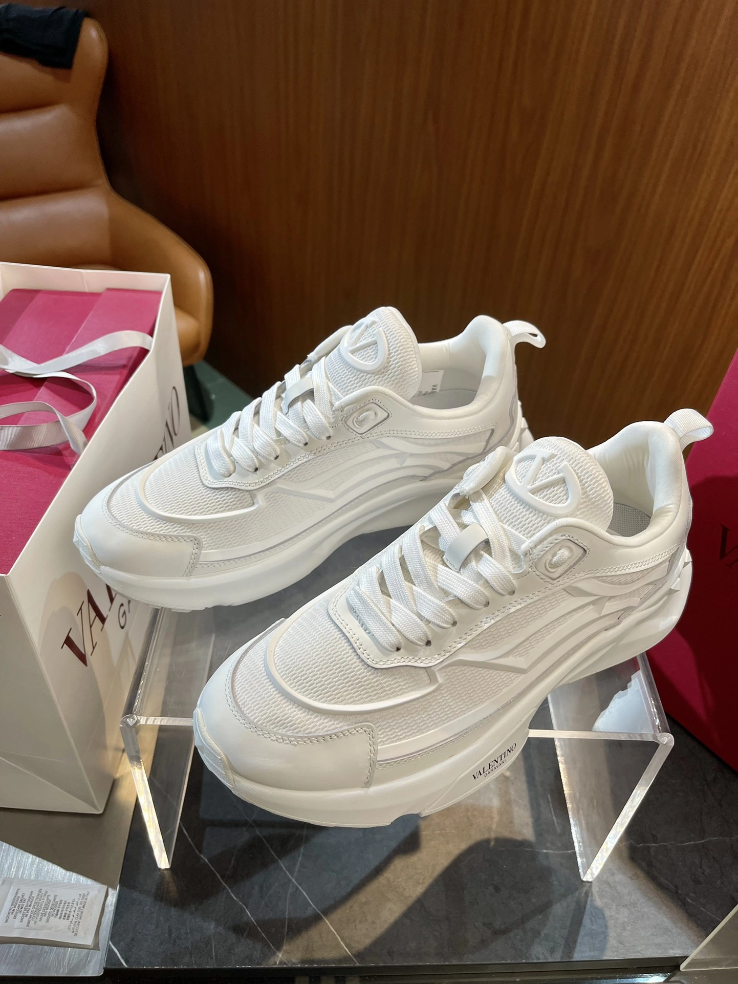 V*alentino Top Sneaker Low RR 20240815- Timeless 7558