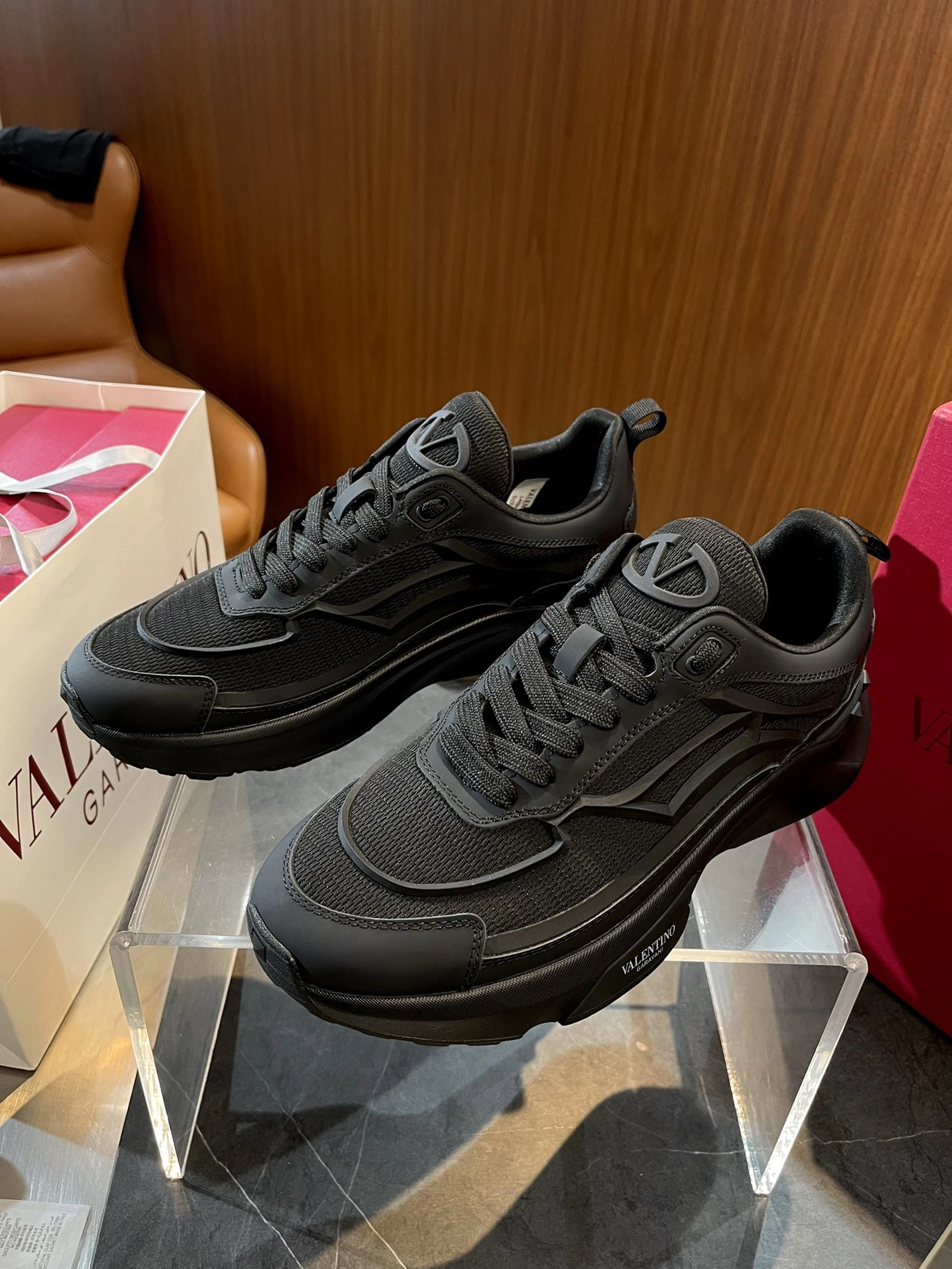 V*alentino Top Sneaker Low RR 20240815- Timeless 7558