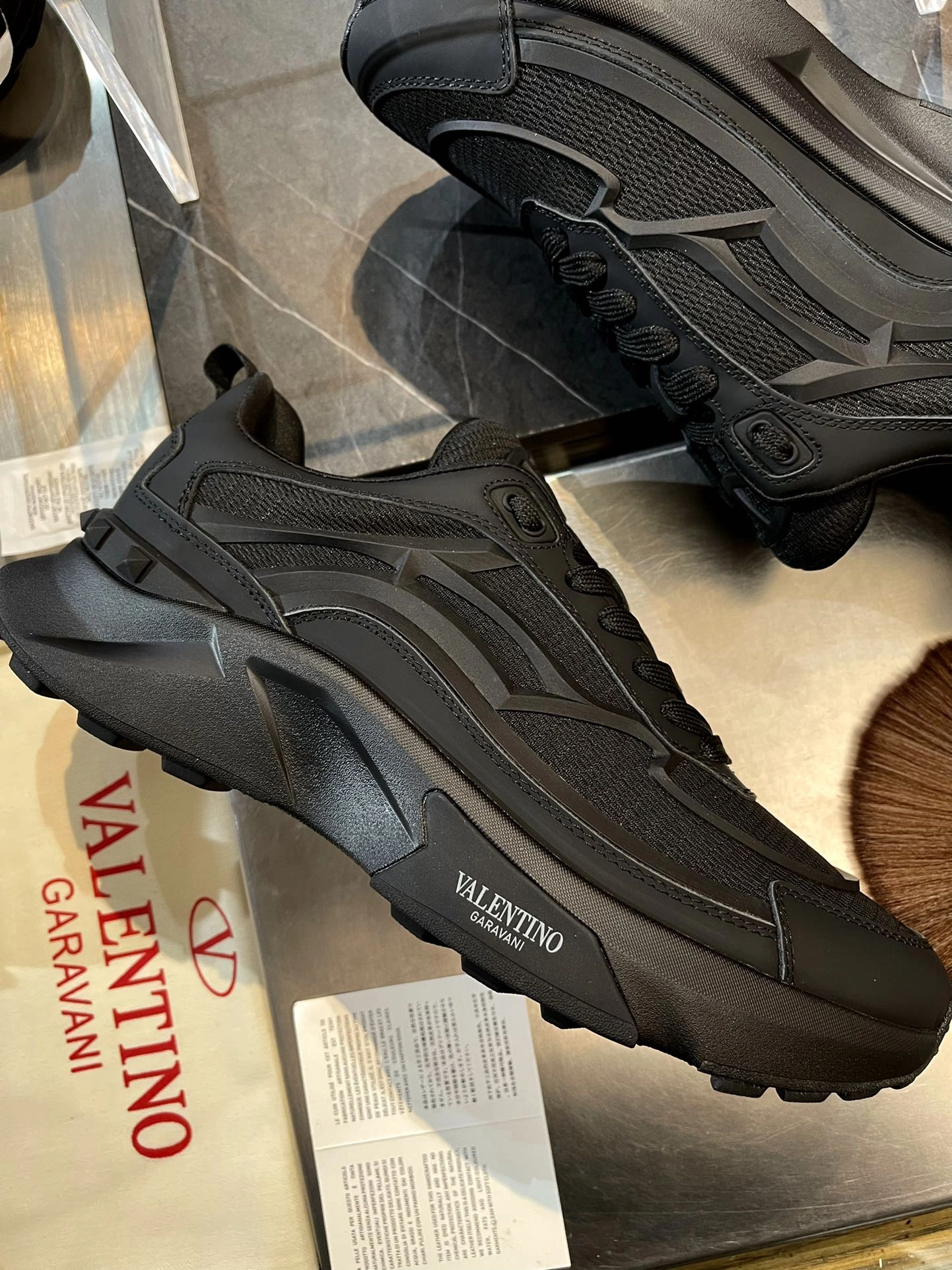 V*alentino Top Sneaker Low RR 20240815- Timeless 7558