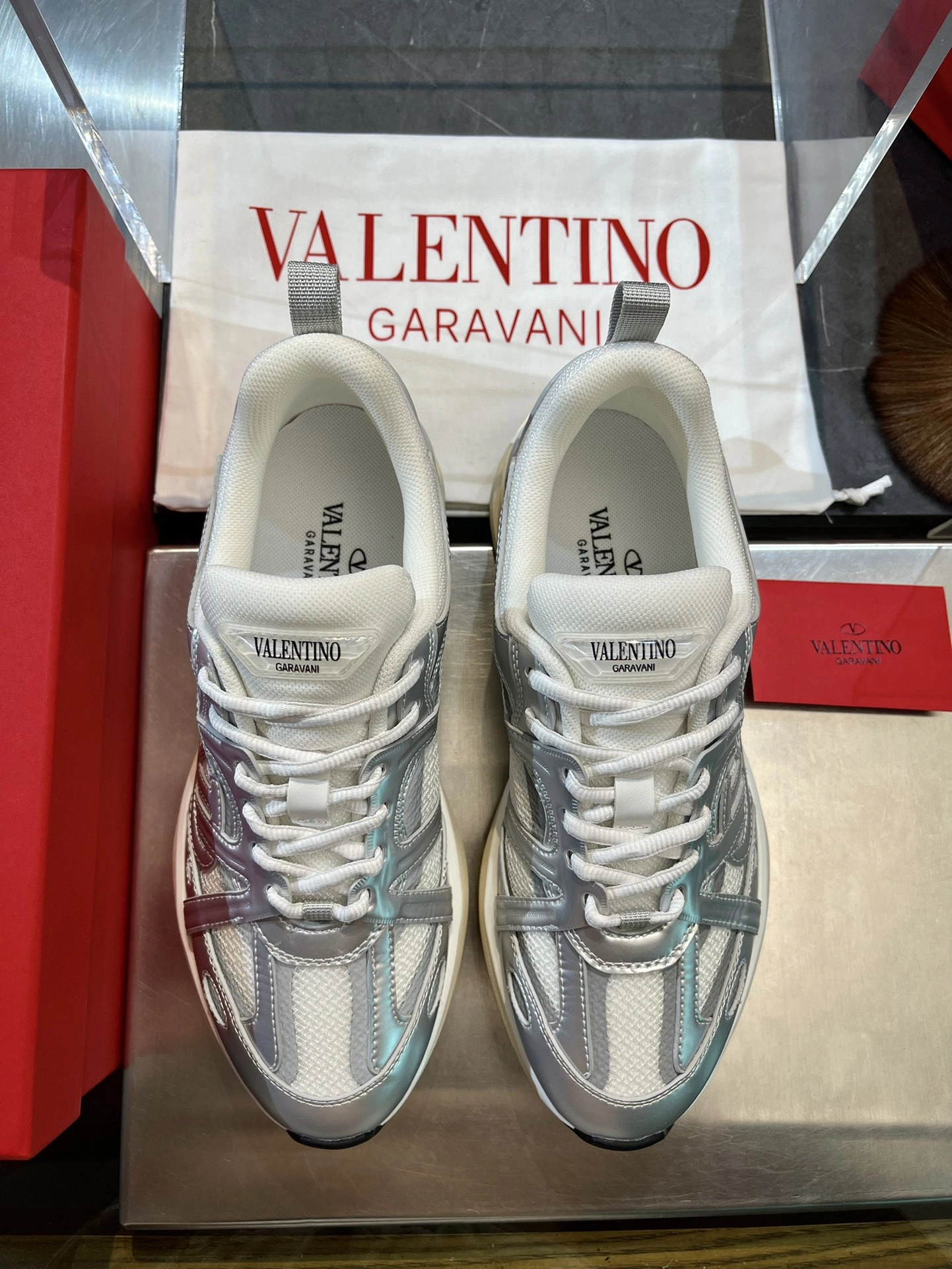 V*alentino Top Sneaker Low RR 20240815- Neat 7562