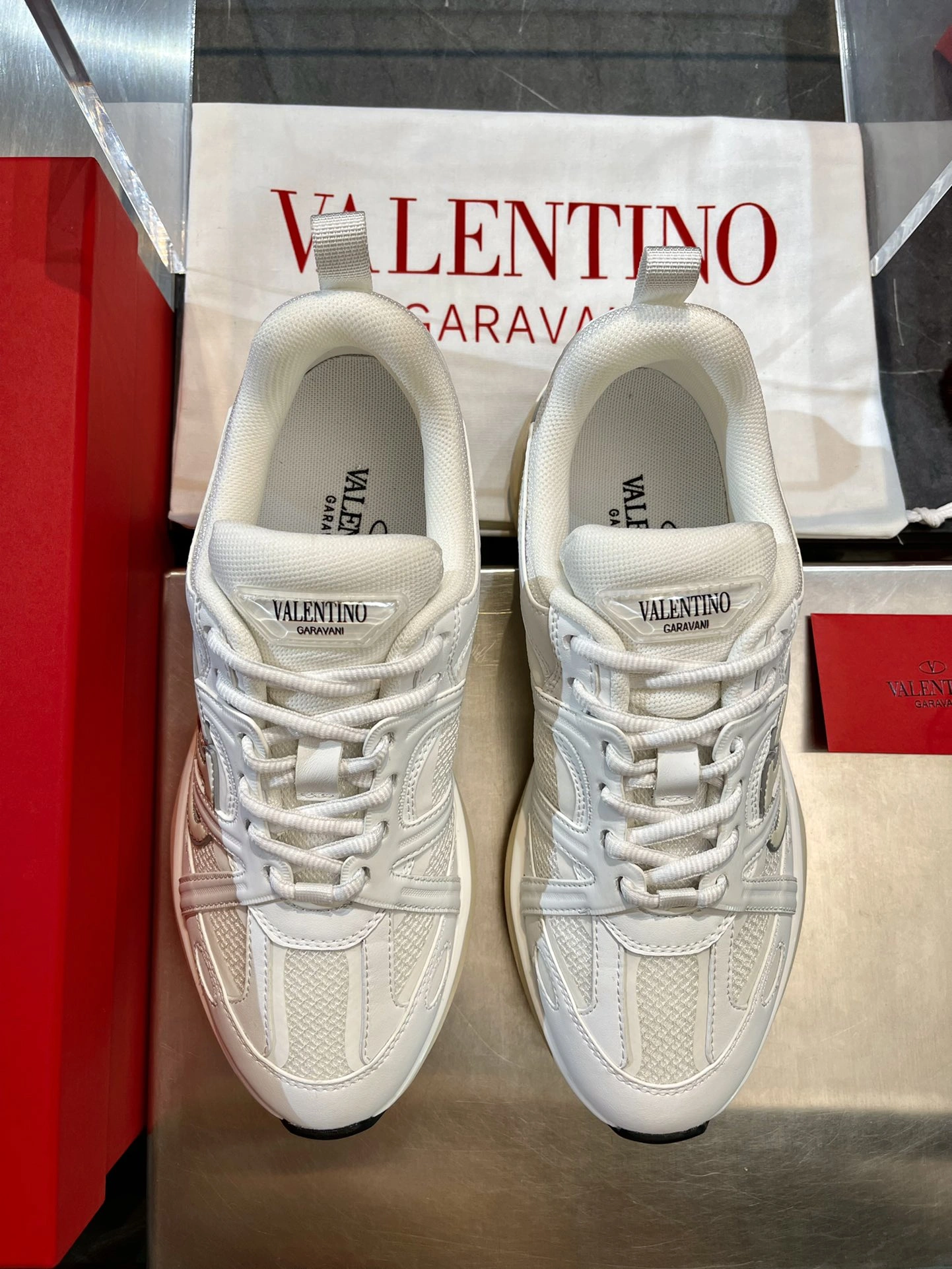 V*alentino Top Sneaker Low RR 20240815- Neat 7562