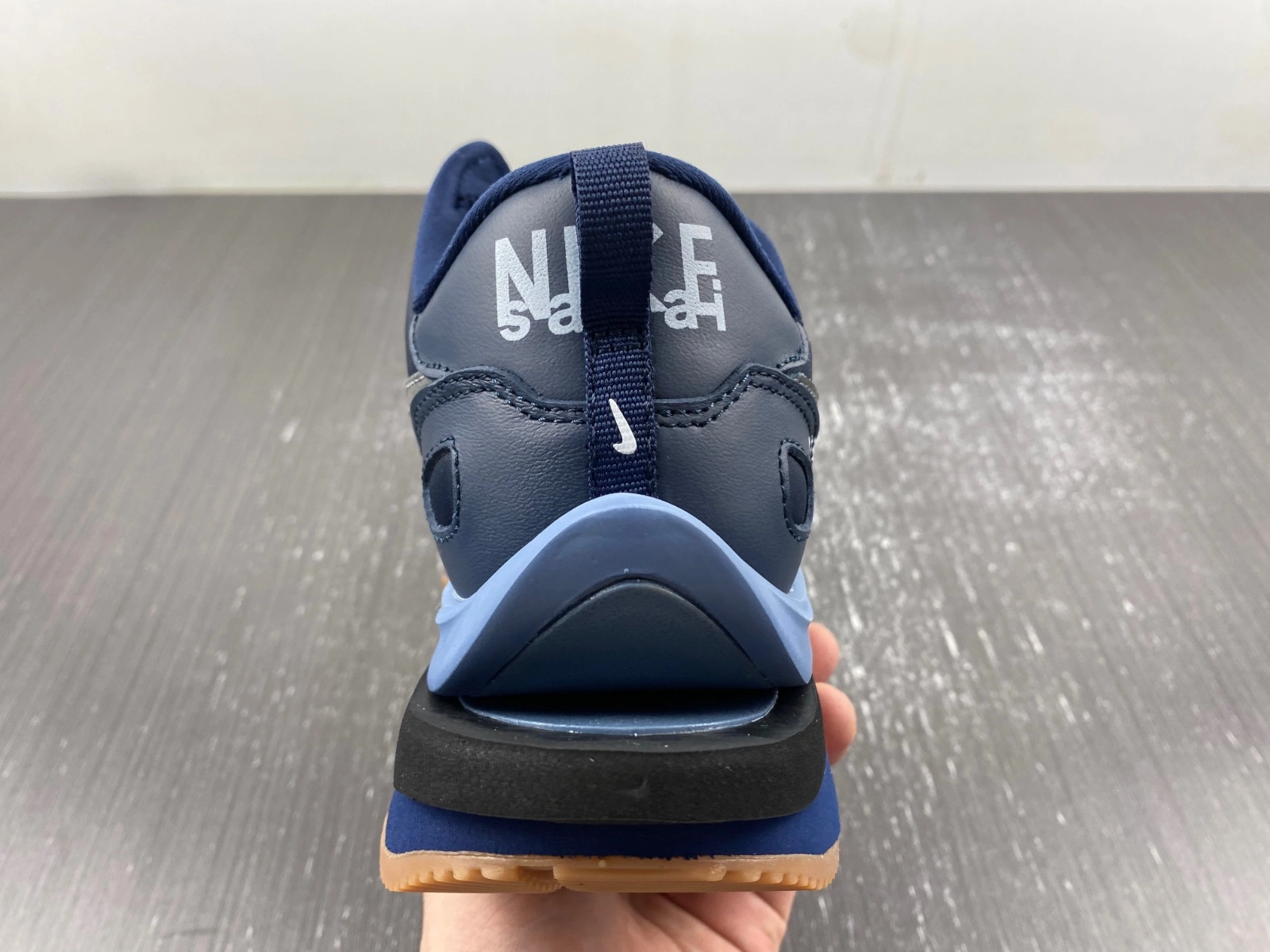 VaporWaffle Tour Blue sacai DD1875- Unique 1181