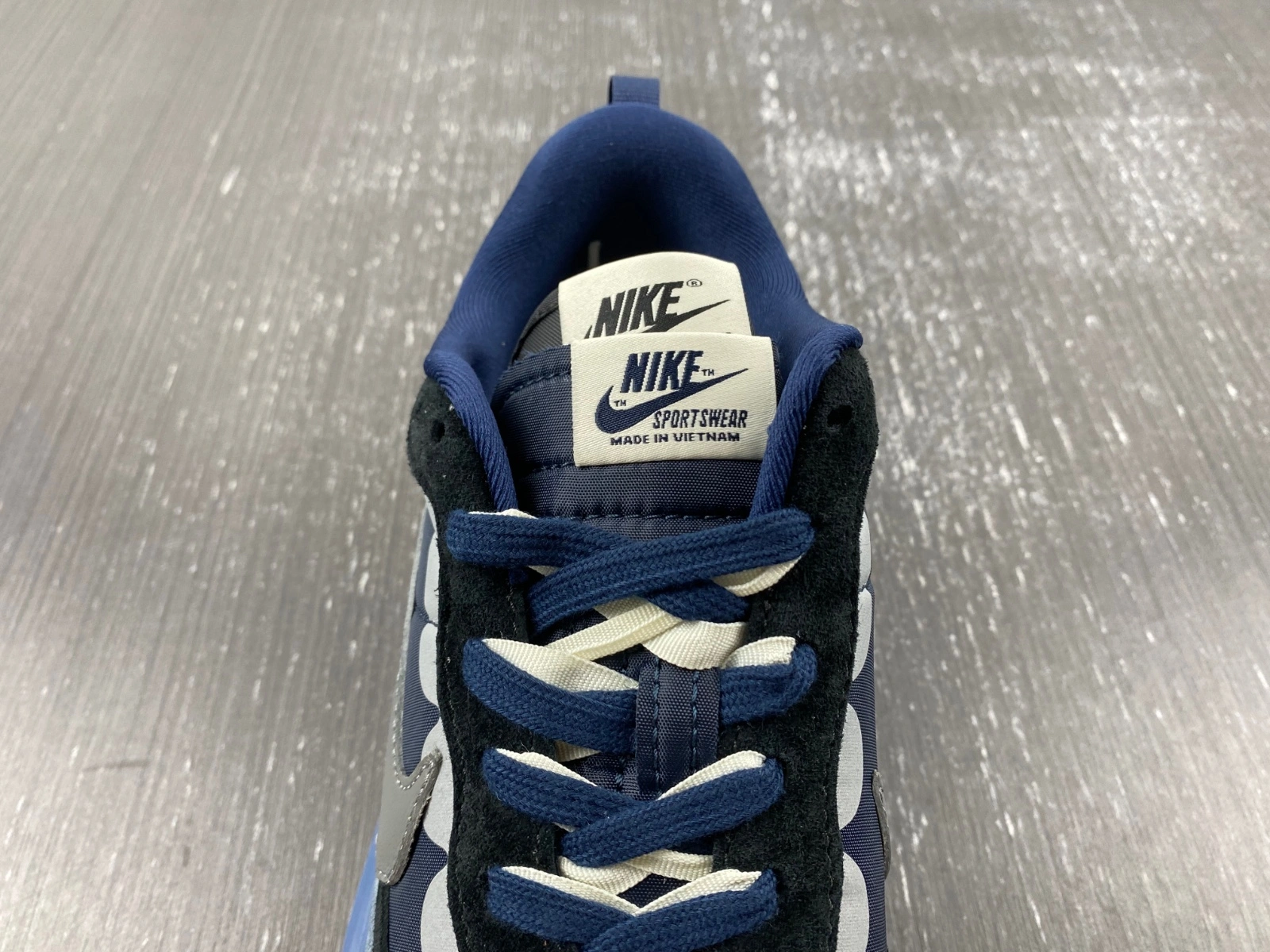 VaporWaffle Tour Blue sacai DD1875- Unique 1181