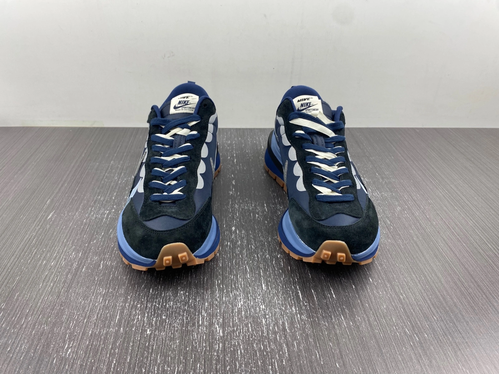 VaporWaffle Tour Blue sacai DD1875- Unique 1181