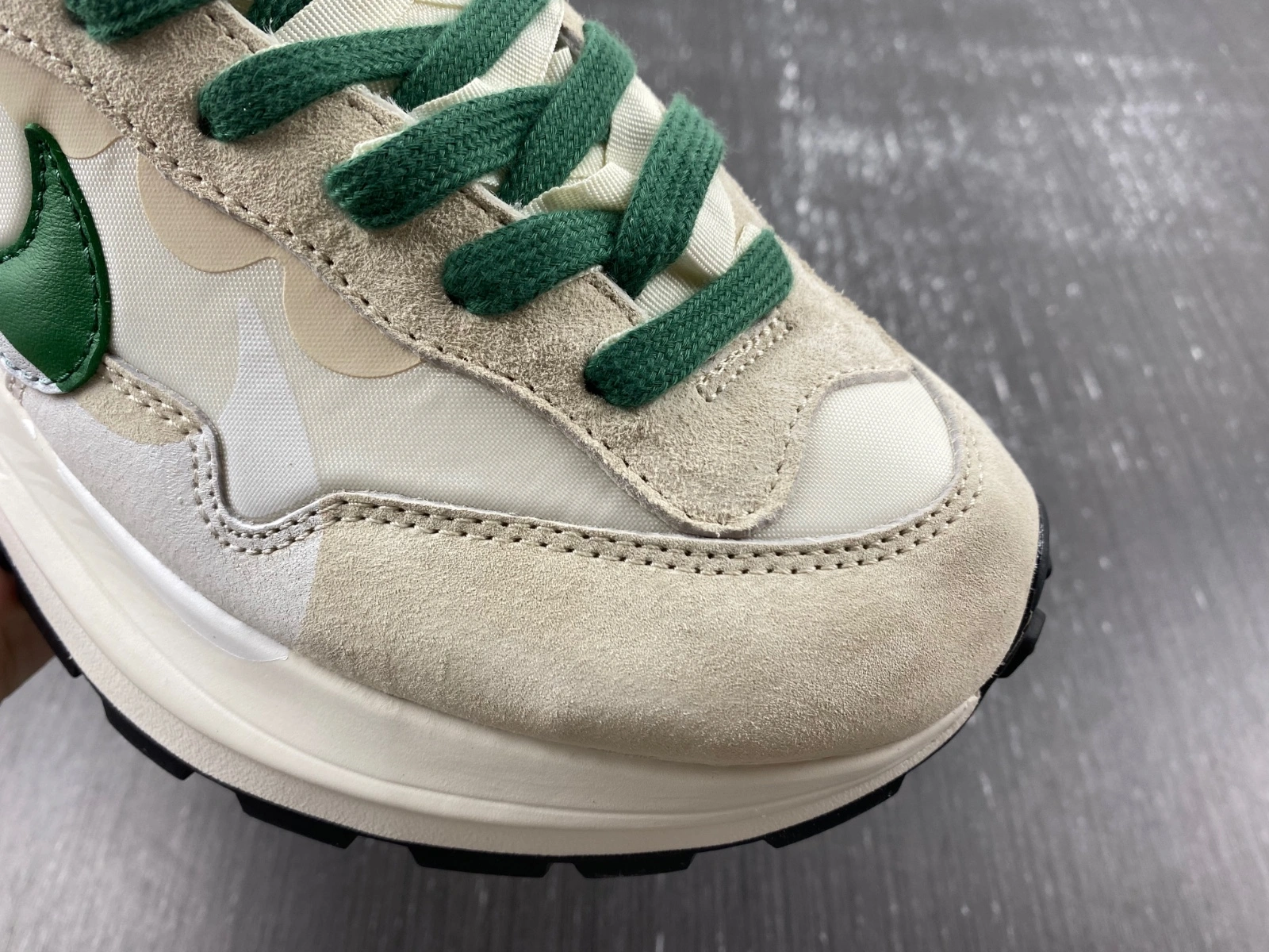 VaporWaffle Tour Green sacai DD1875- Neat 1179