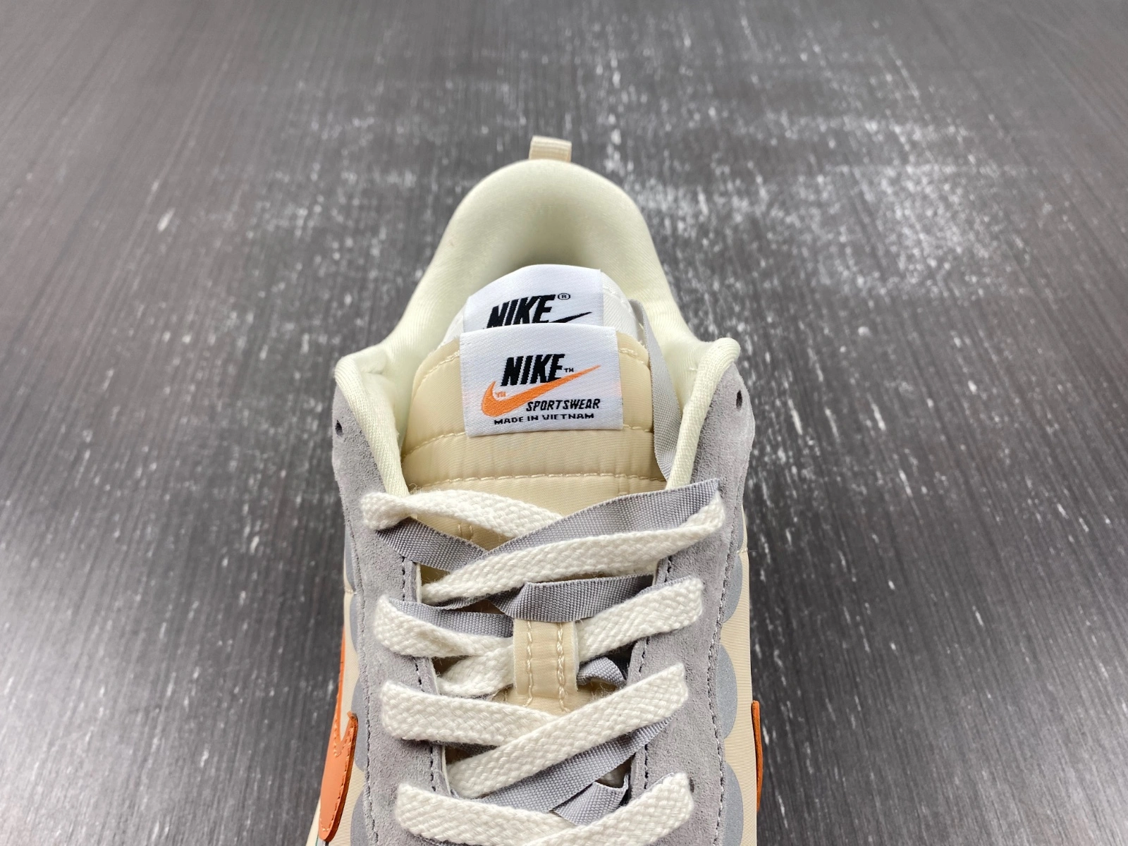 VaporWaffle Tour Yellow sacai DD1875- MoistureWicking 1178
