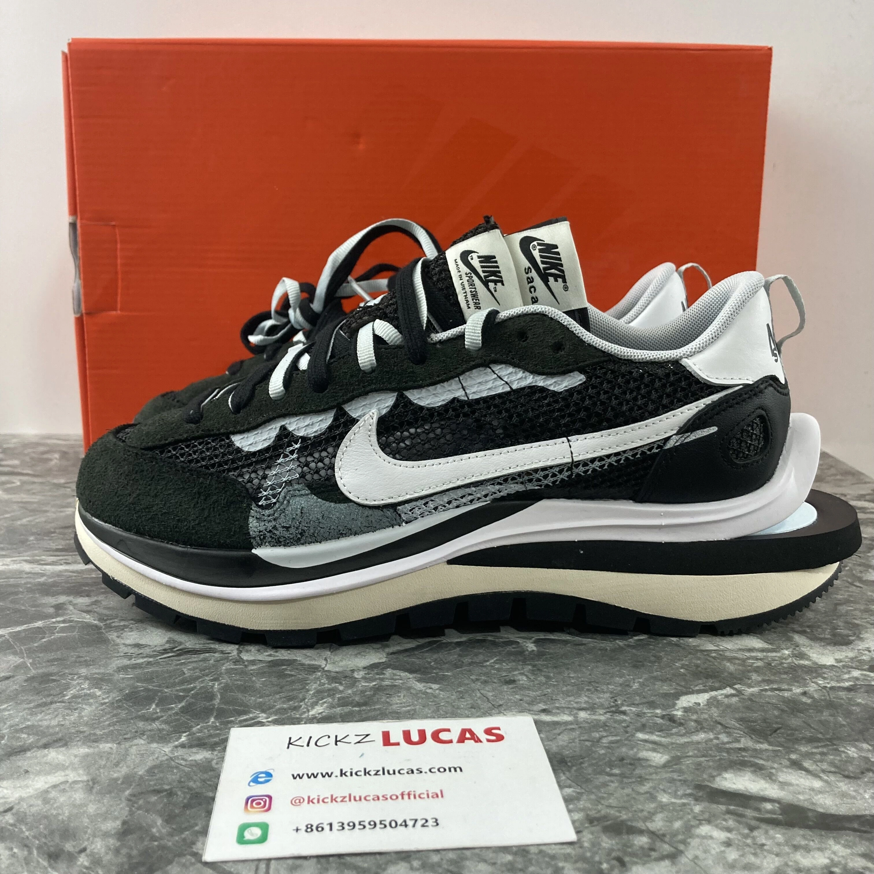 Lightweight Vaporwaffle sacai Black White CV1363- 1209
