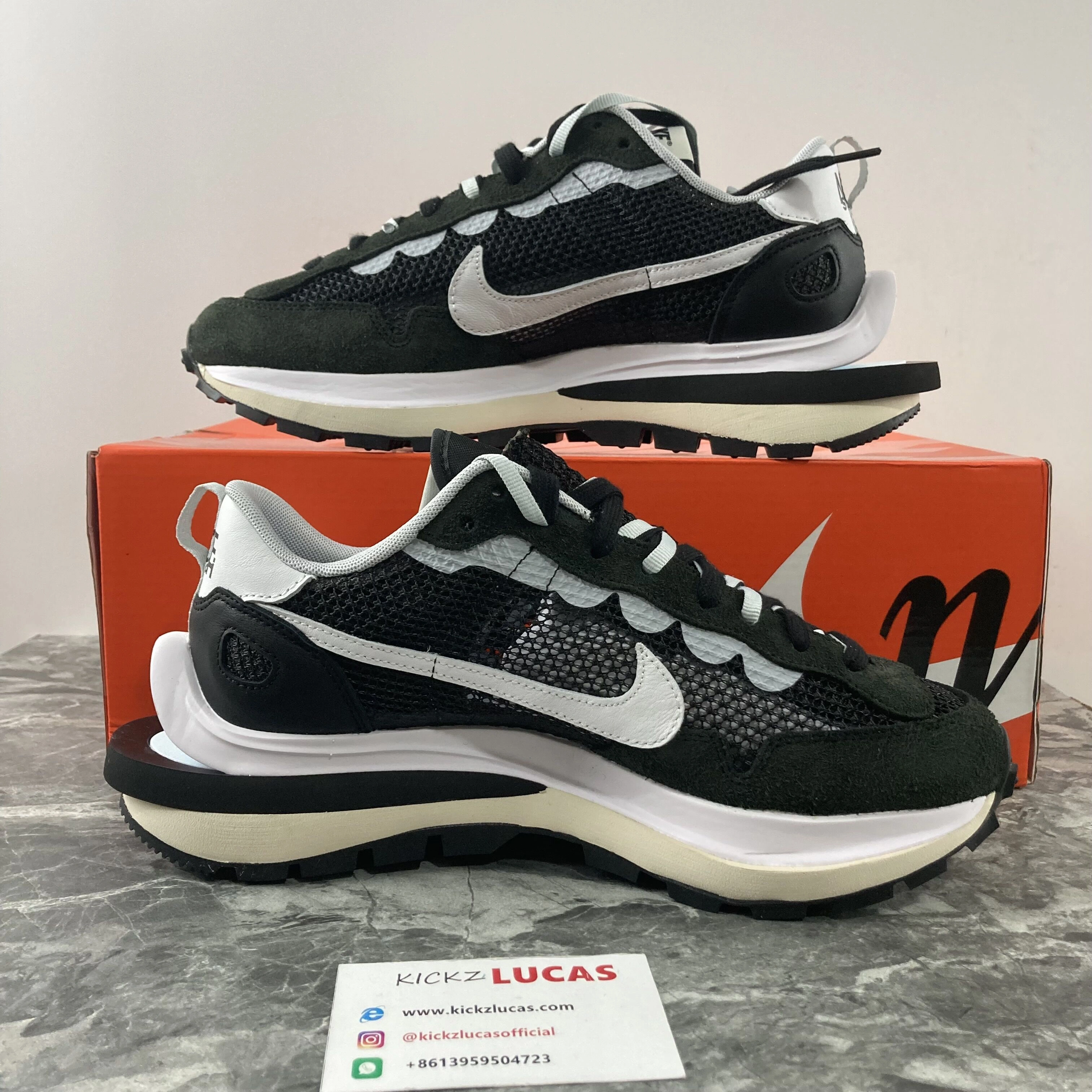 Lightweight Vaporwaffle sacai Black White CV1363- 1209