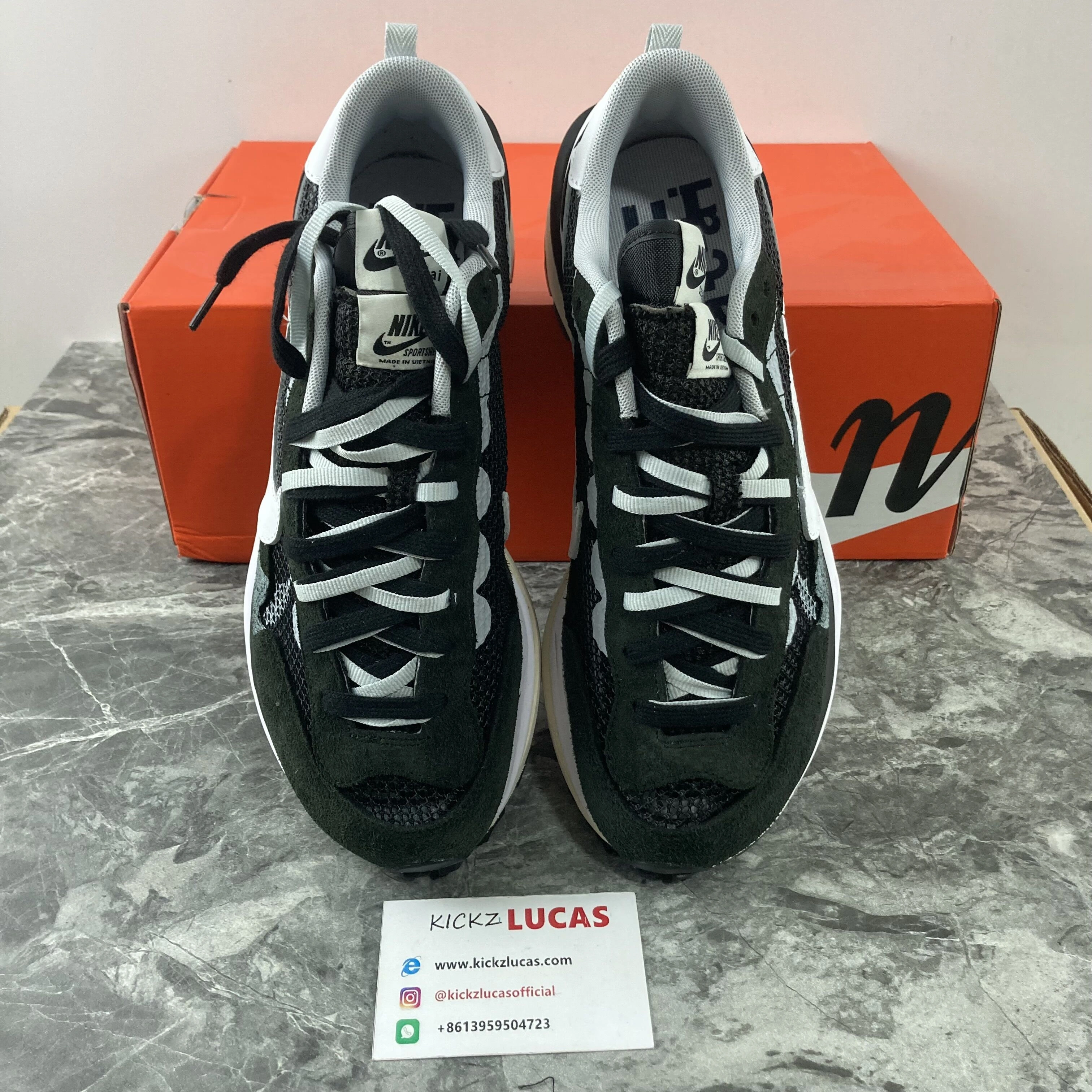 Lightweight Vaporwaffle sacai Black White CV1363- 1209