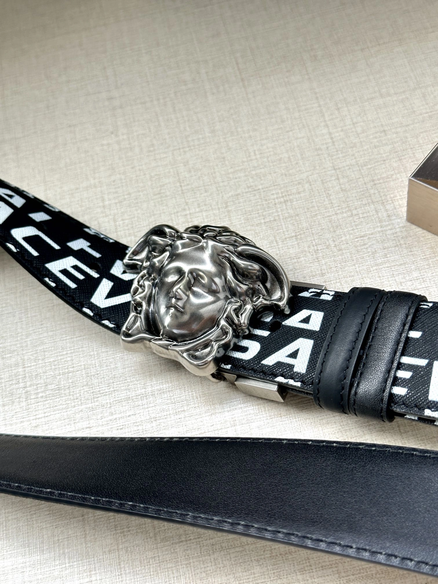 V*ersace Belts XX 20250115- Classic 15945