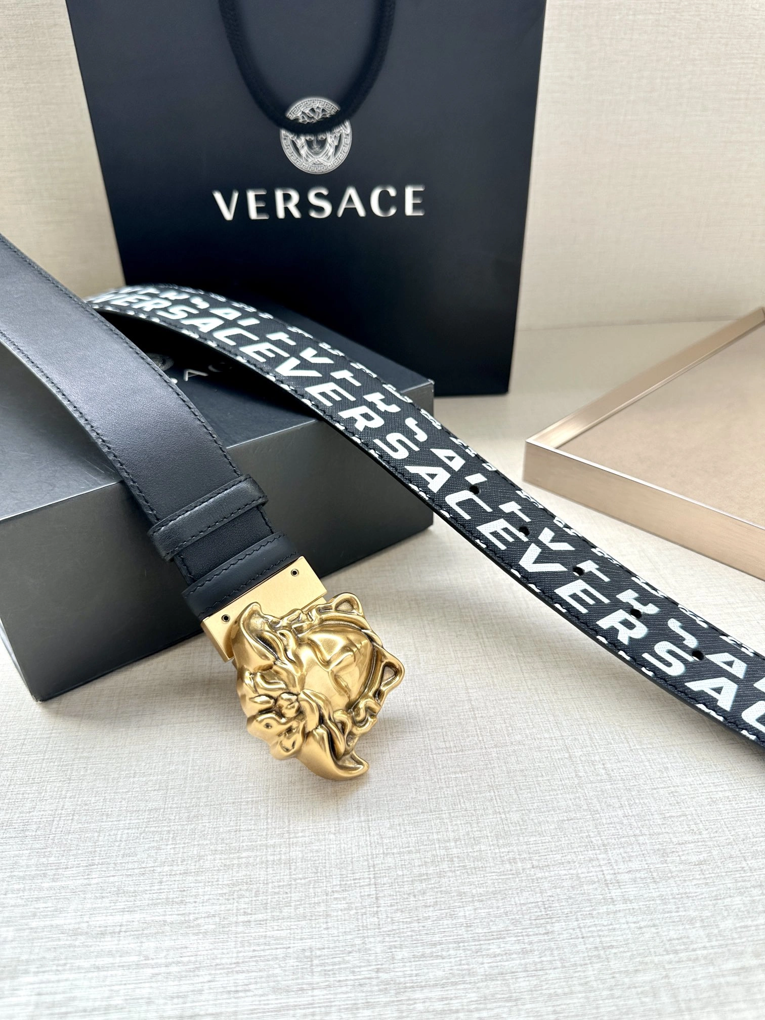 V*ersace Belts XX 20250115- Classic 15945