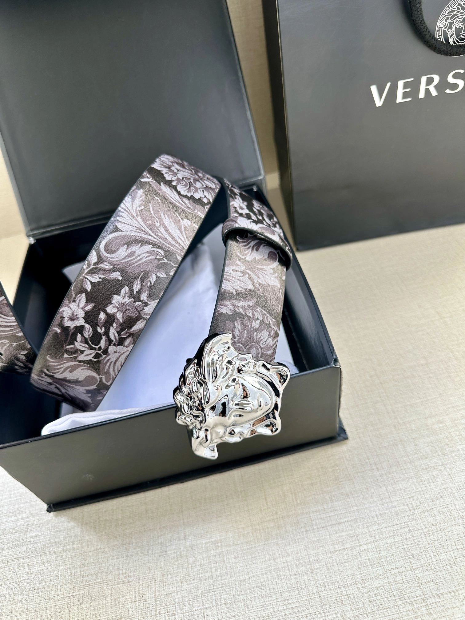 Elegant V*ersace Belts XX 20250228- 15938