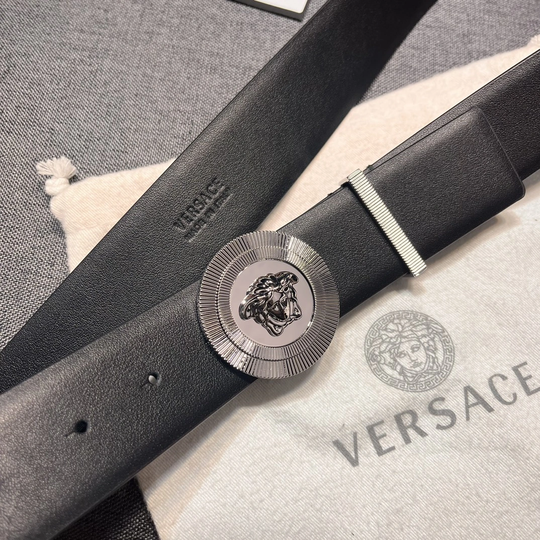 WellDesigned V*ersace Belts XX 20250403- 15934