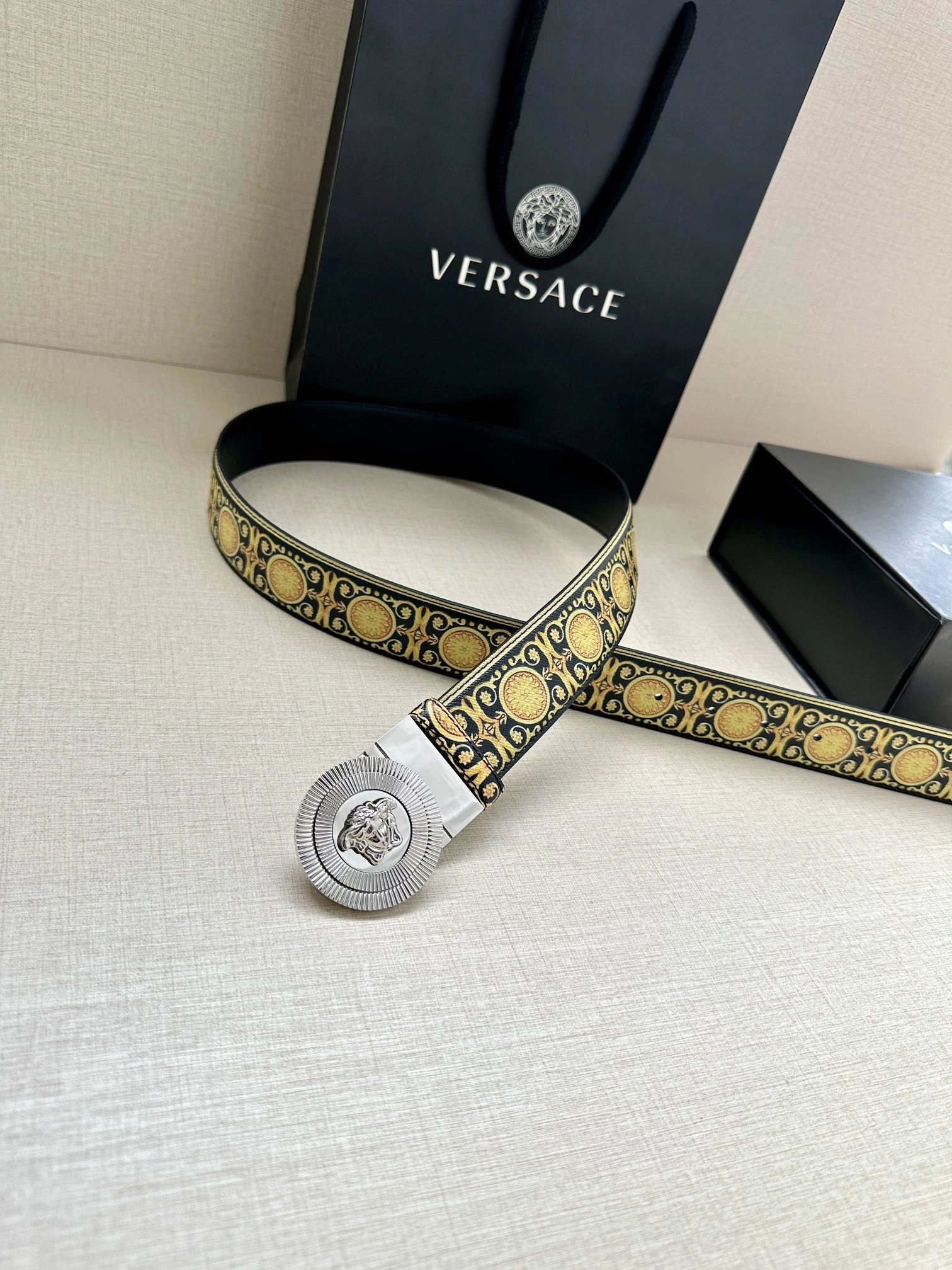 Comfortable V*ersace Belts XX 20250406- 15927