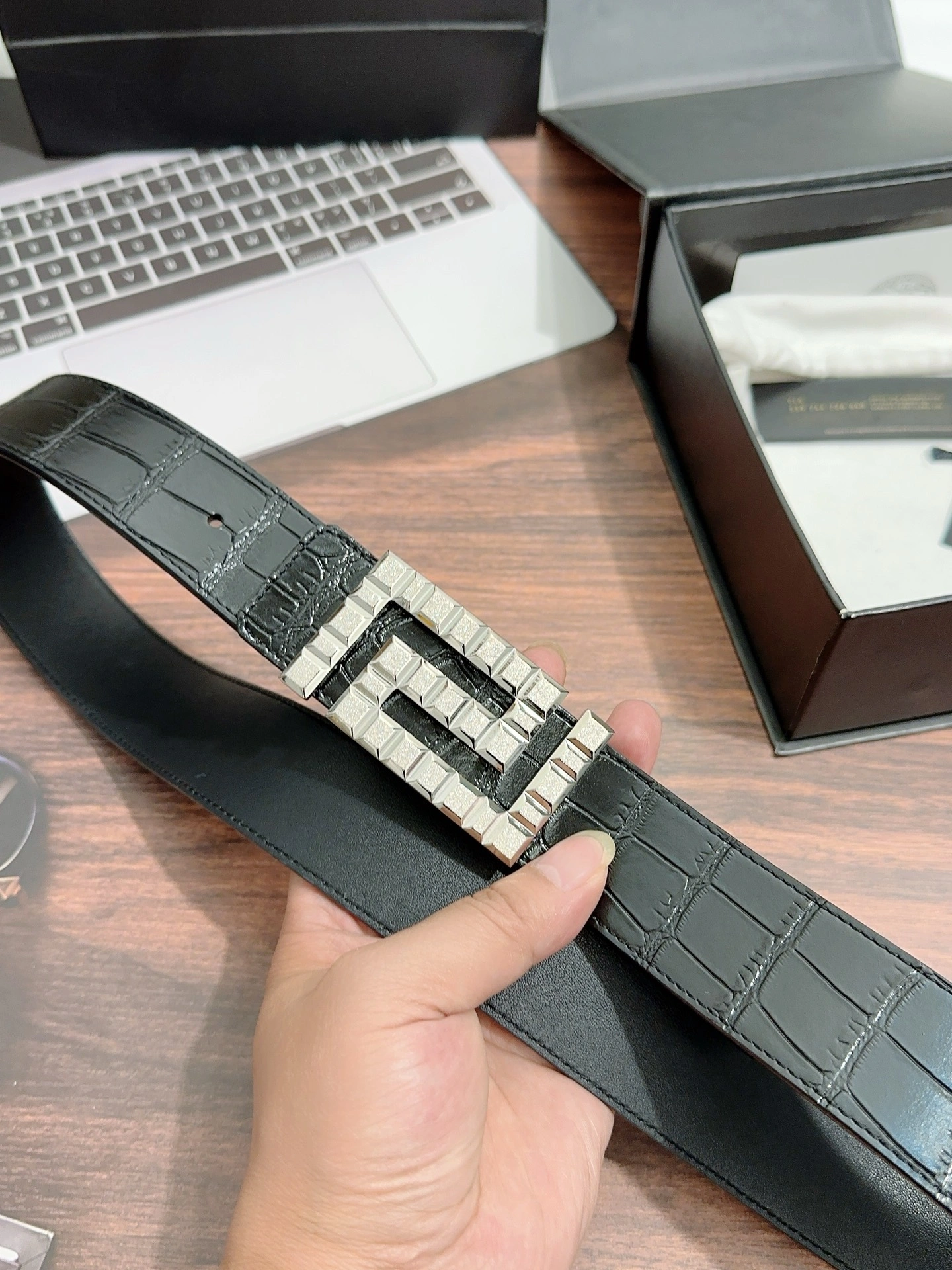Stylish V*ersace Belts XX 20250406- 15922