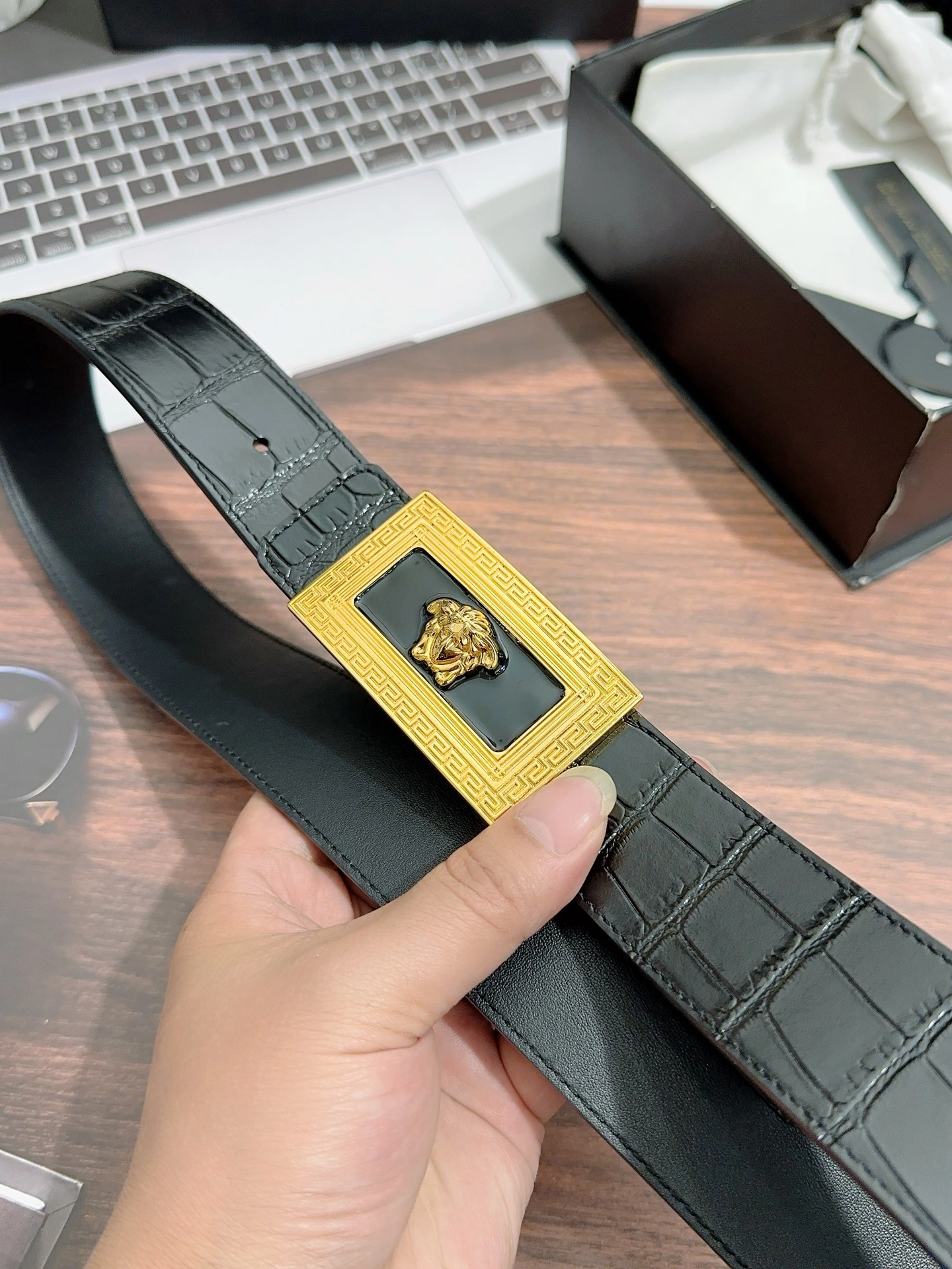 Stylish V*ersace Belts XX 20250406- 15922