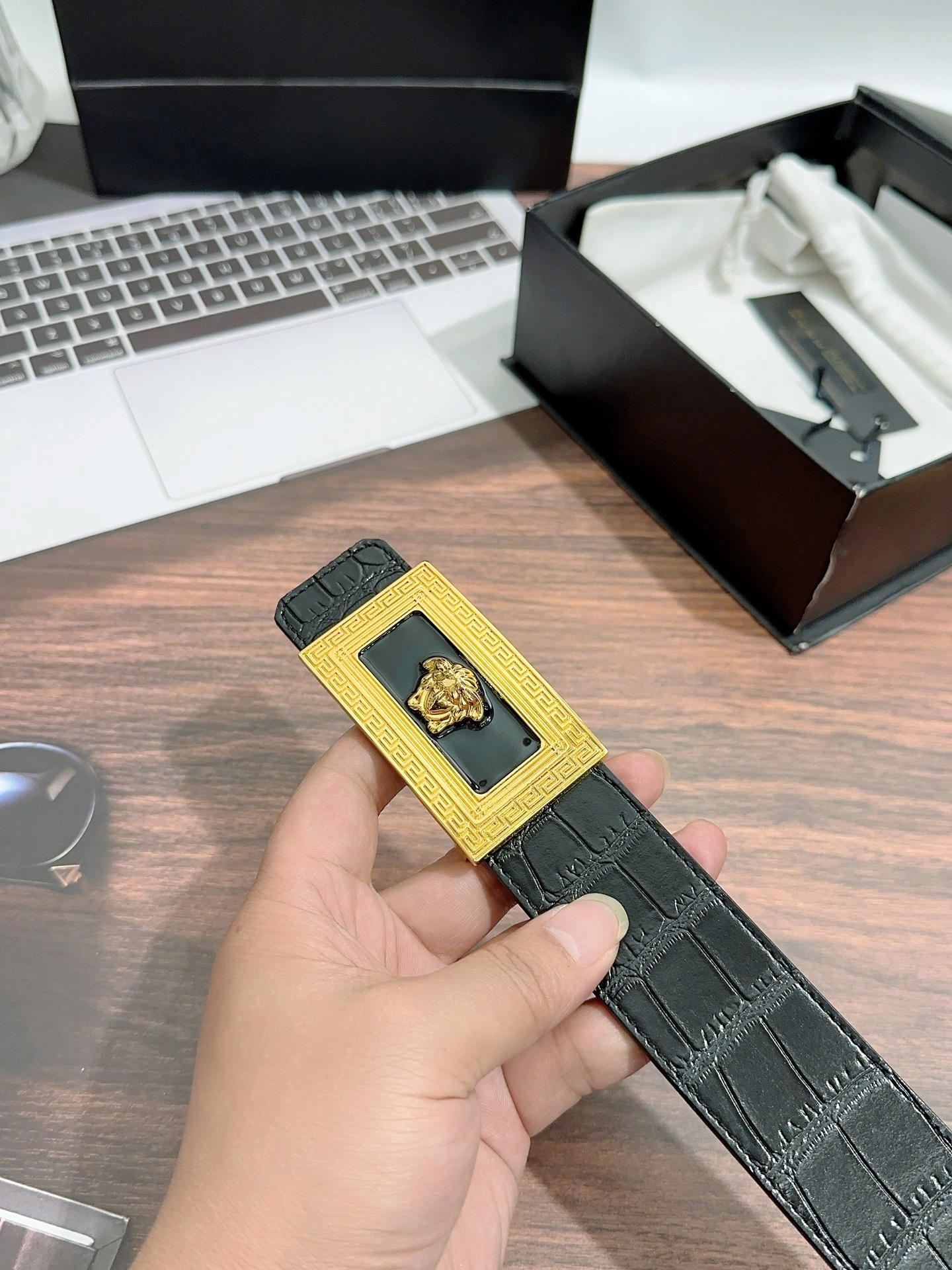 Stylish V*ersace Belts XX 20250406- 15922