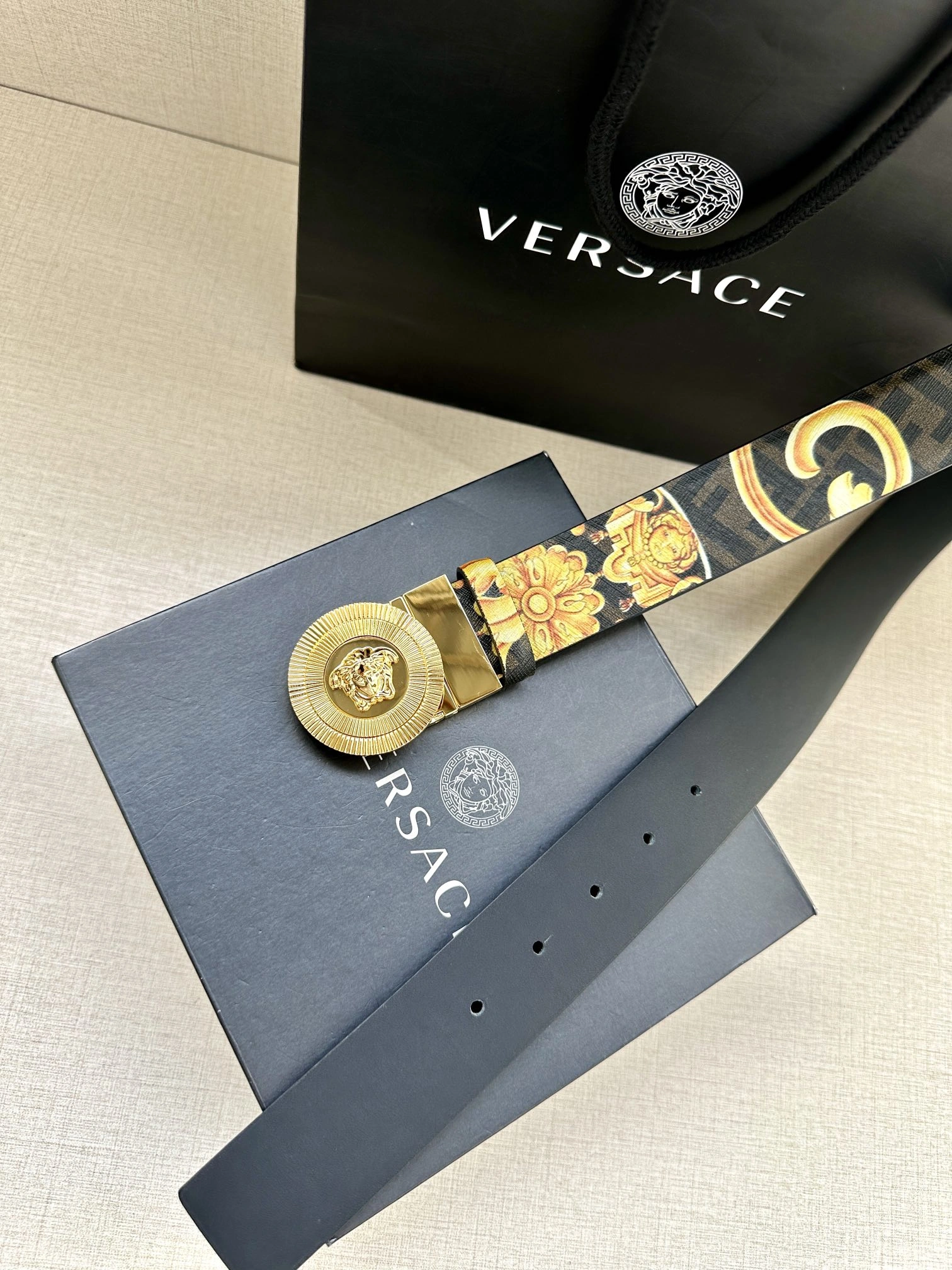 Vibrant V*ersace Belts XX 20250407- 15921