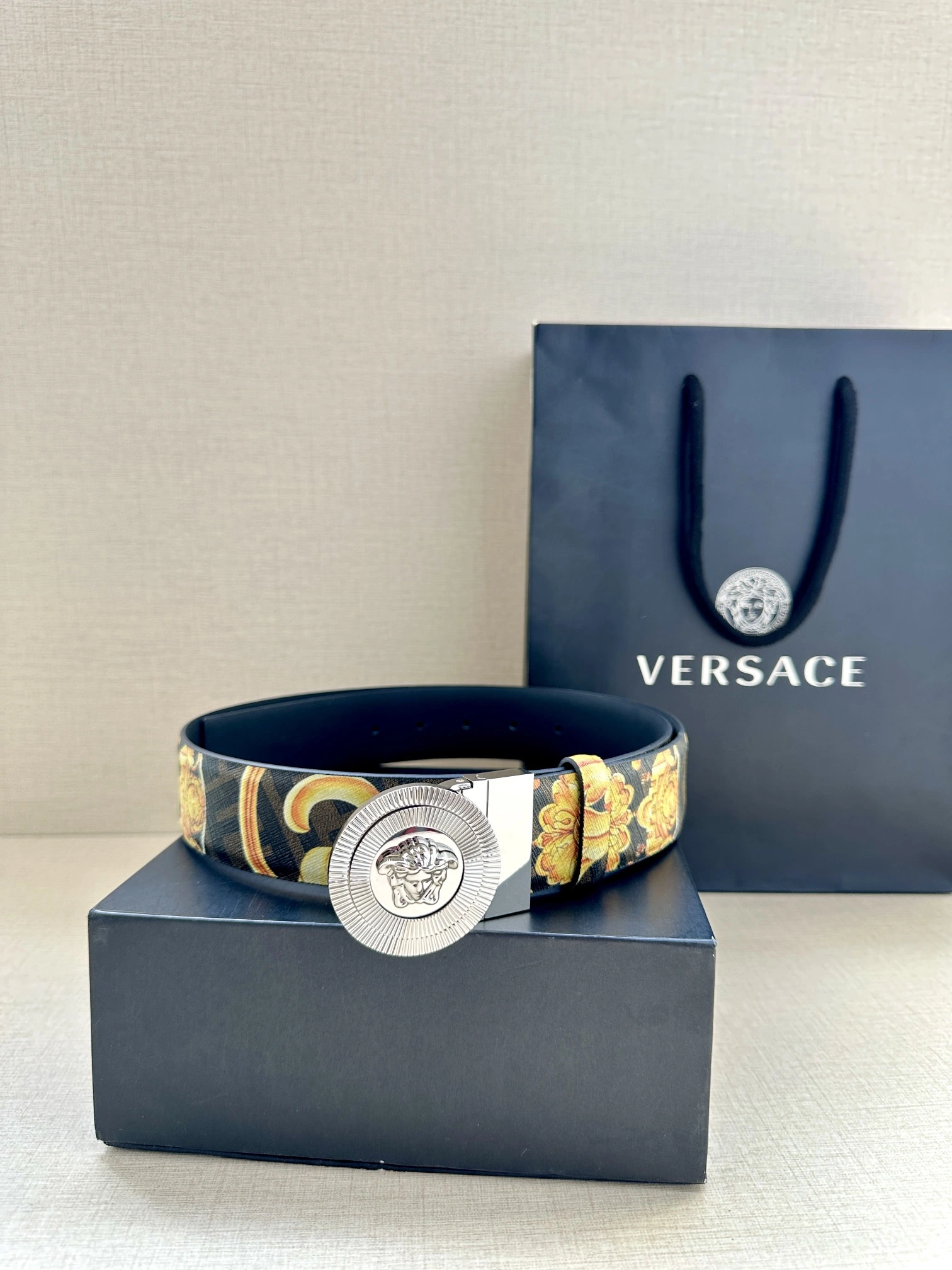 Vibrant V*ersace Belts XX 20250407- 15921
