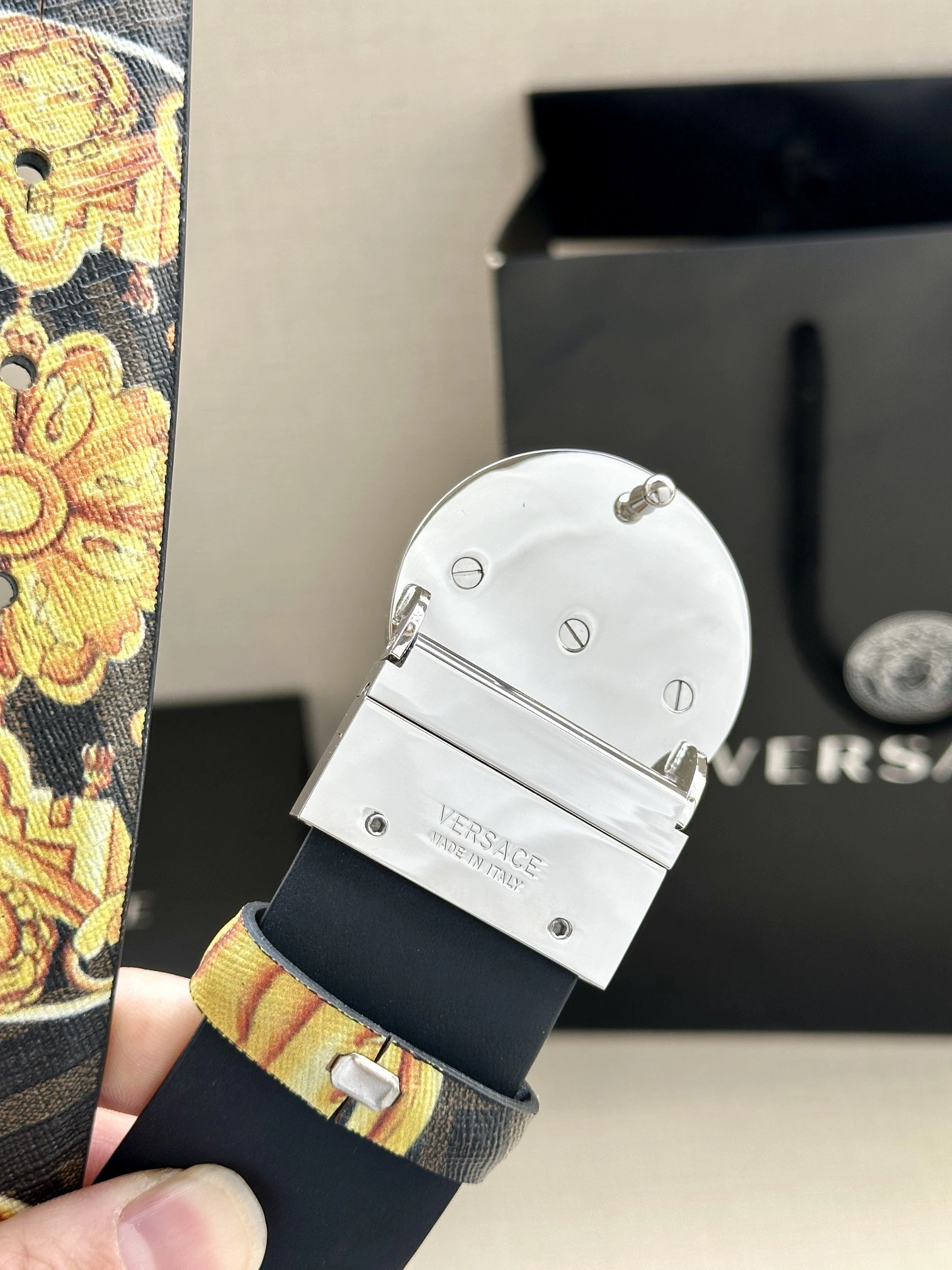 Vibrant V*ersace Belts XX 20250407- 15921