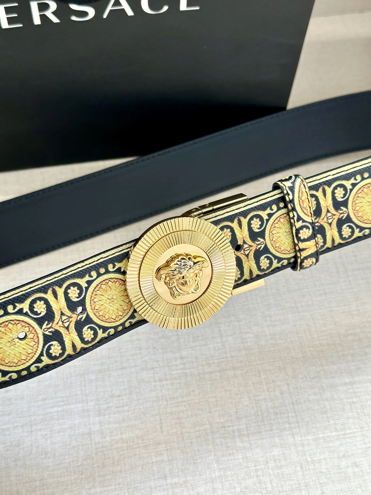 Vibrant V*ersace Belts XX 20250407- 15921