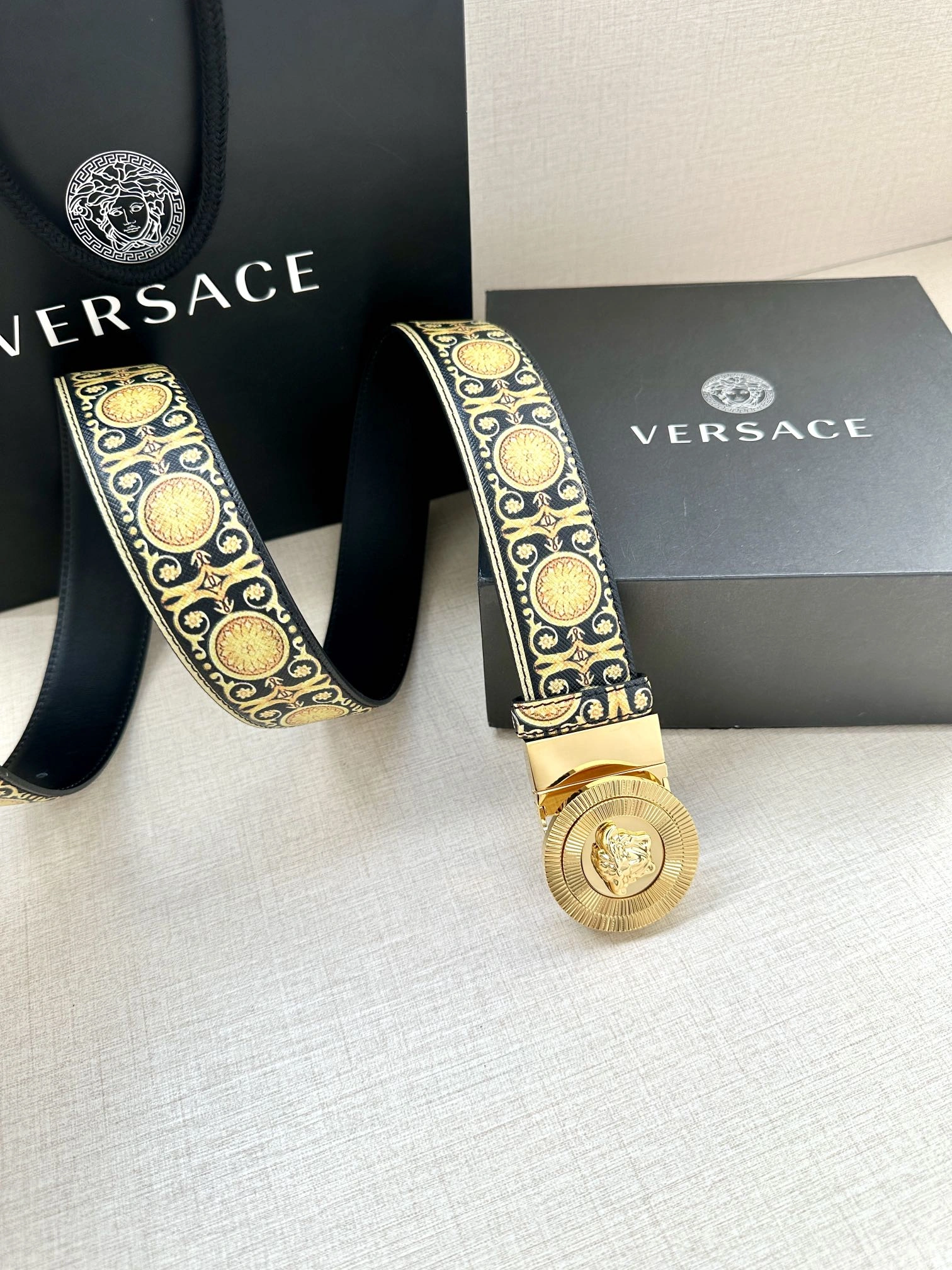 Vibrant V*ersace Belts XX 20250407- 15921