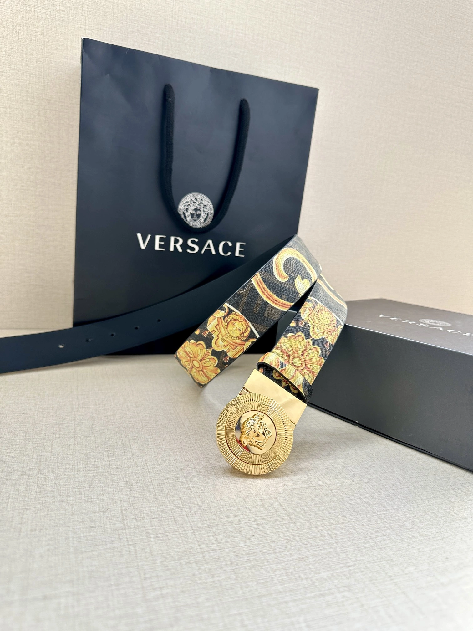 Vibrant V*ersace Belts XX 20250407- 15921