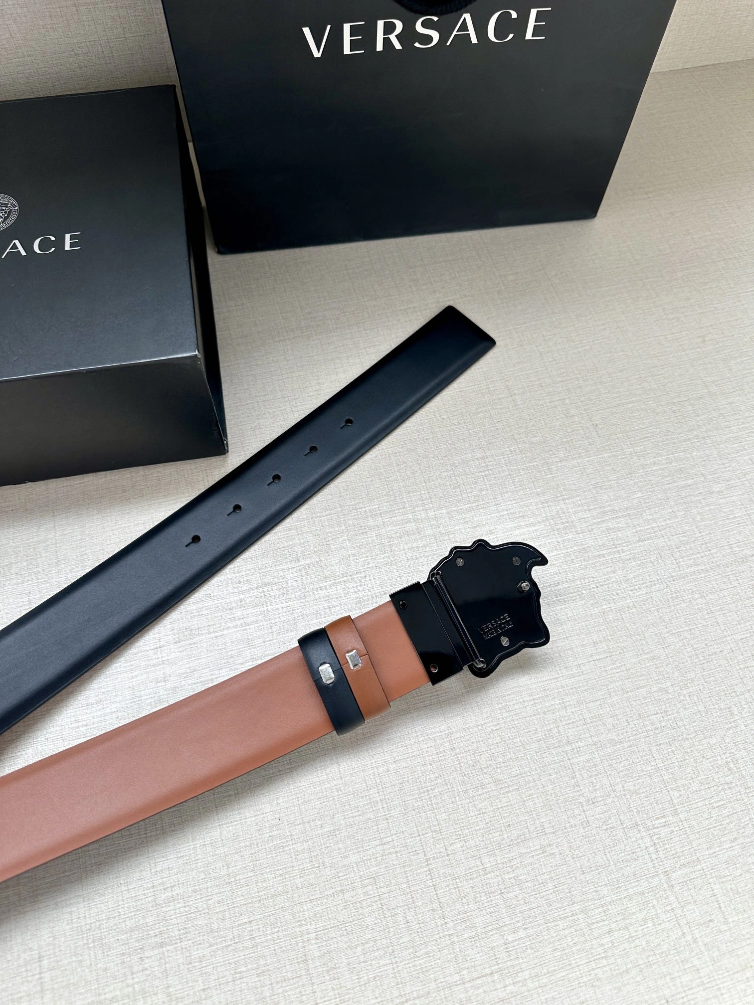 V*ersace Belts XX*20250407- OnTrend 15918