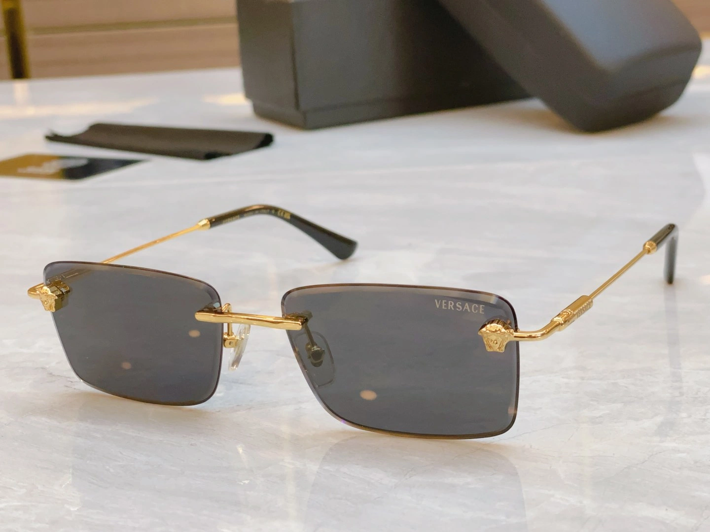 V*ersace Glasses Top XX 20250113- Sustainable 17072