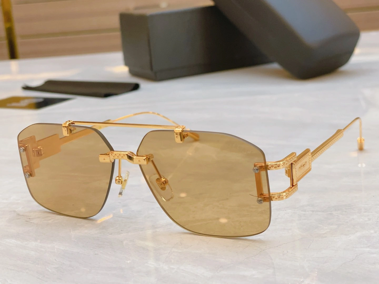 SmartChoice V*ersace Glasses Top XX 20250113- 17070