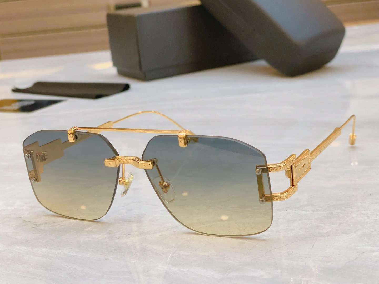 SmartChoice V*ersace Glasses Top XX 20250113- 17070