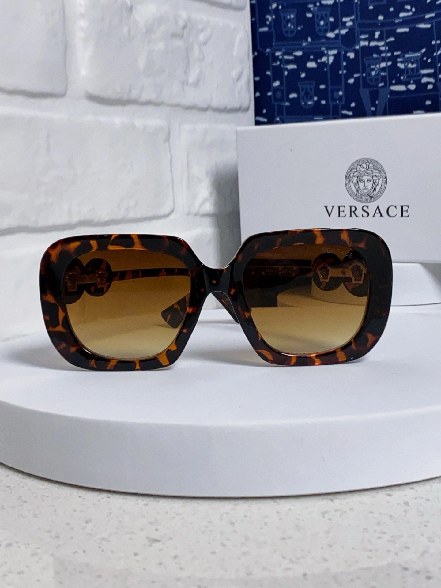 V*ersace Glasses Top XX 20250402- Seasonal 17074