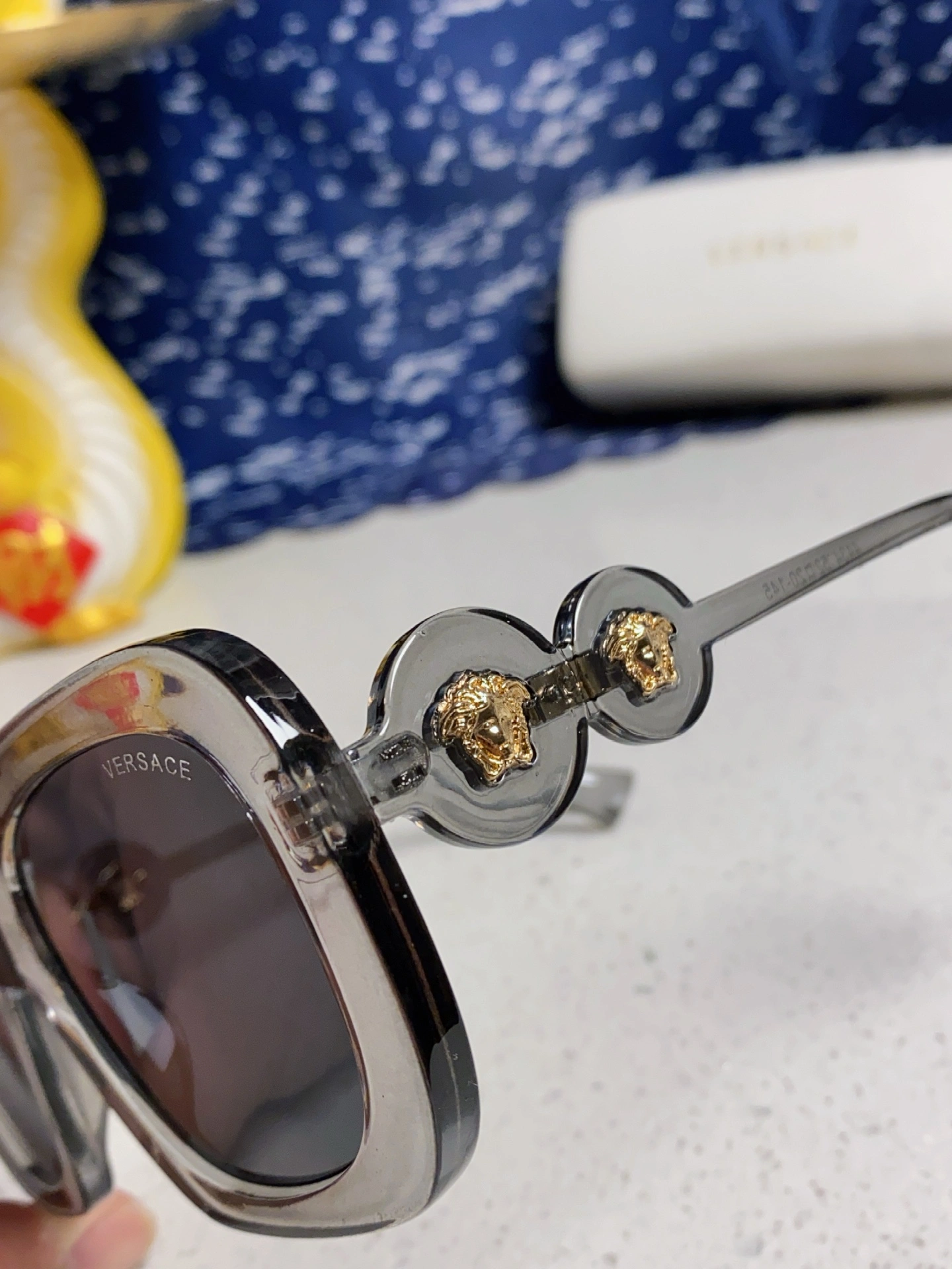V*ersace Glasses Top XX 20250402- Seasonal 17074