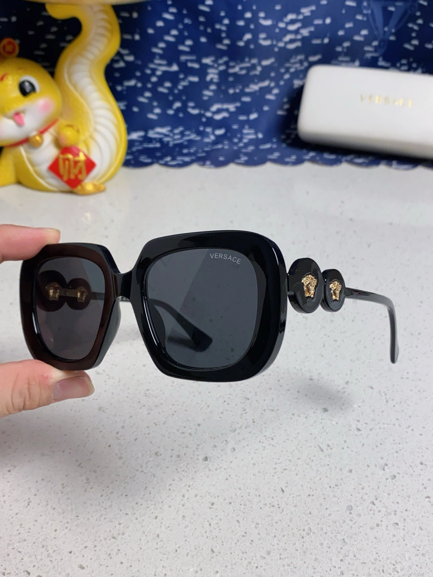 V*ersace Glasses Top XX 20250402- Seasonal 17074
