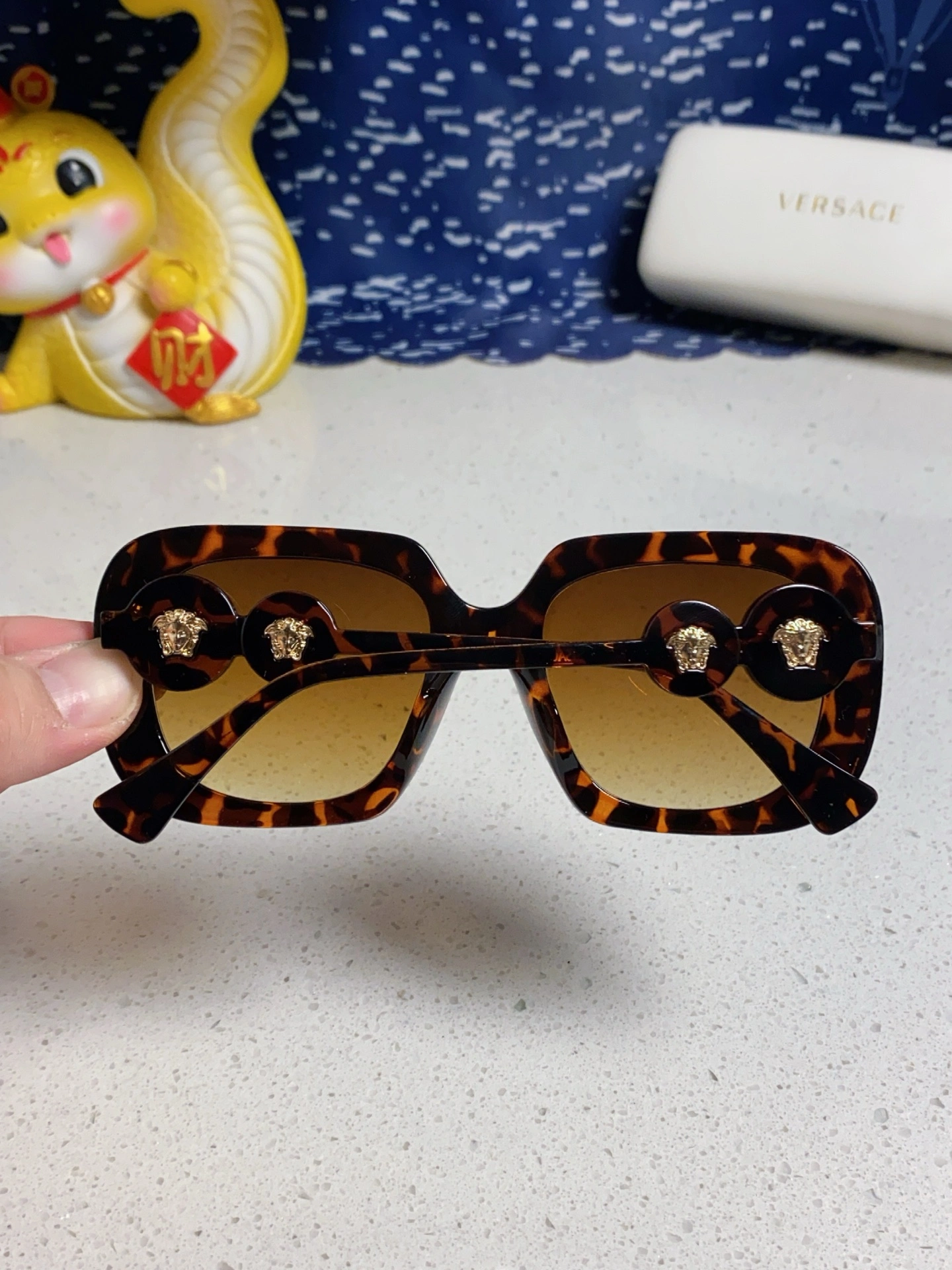 V*ersace Glasses Top XX 20250402- Seasonal 17074