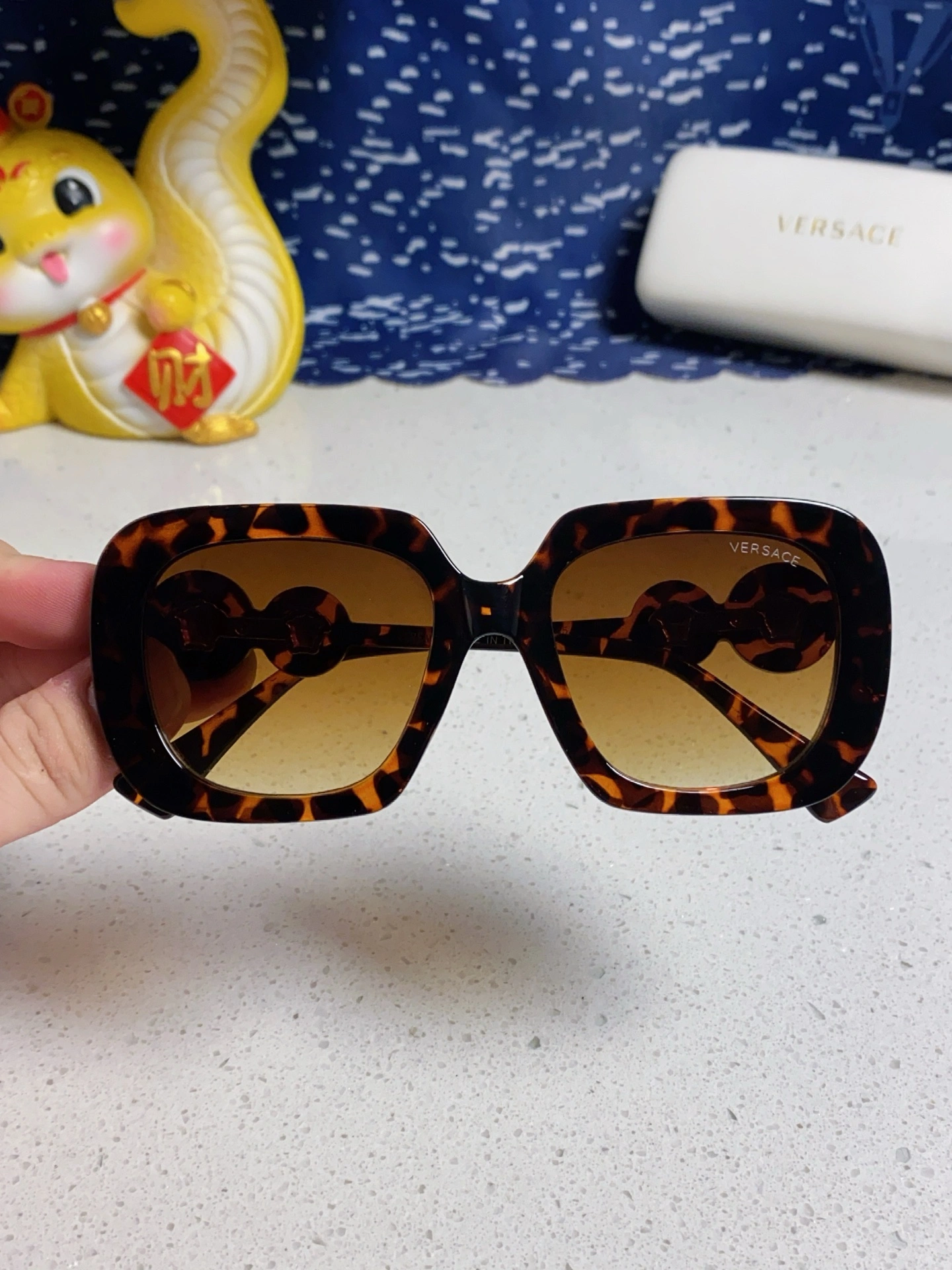 V*ersace Glasses Top XX 20250402- Seasonal 17074