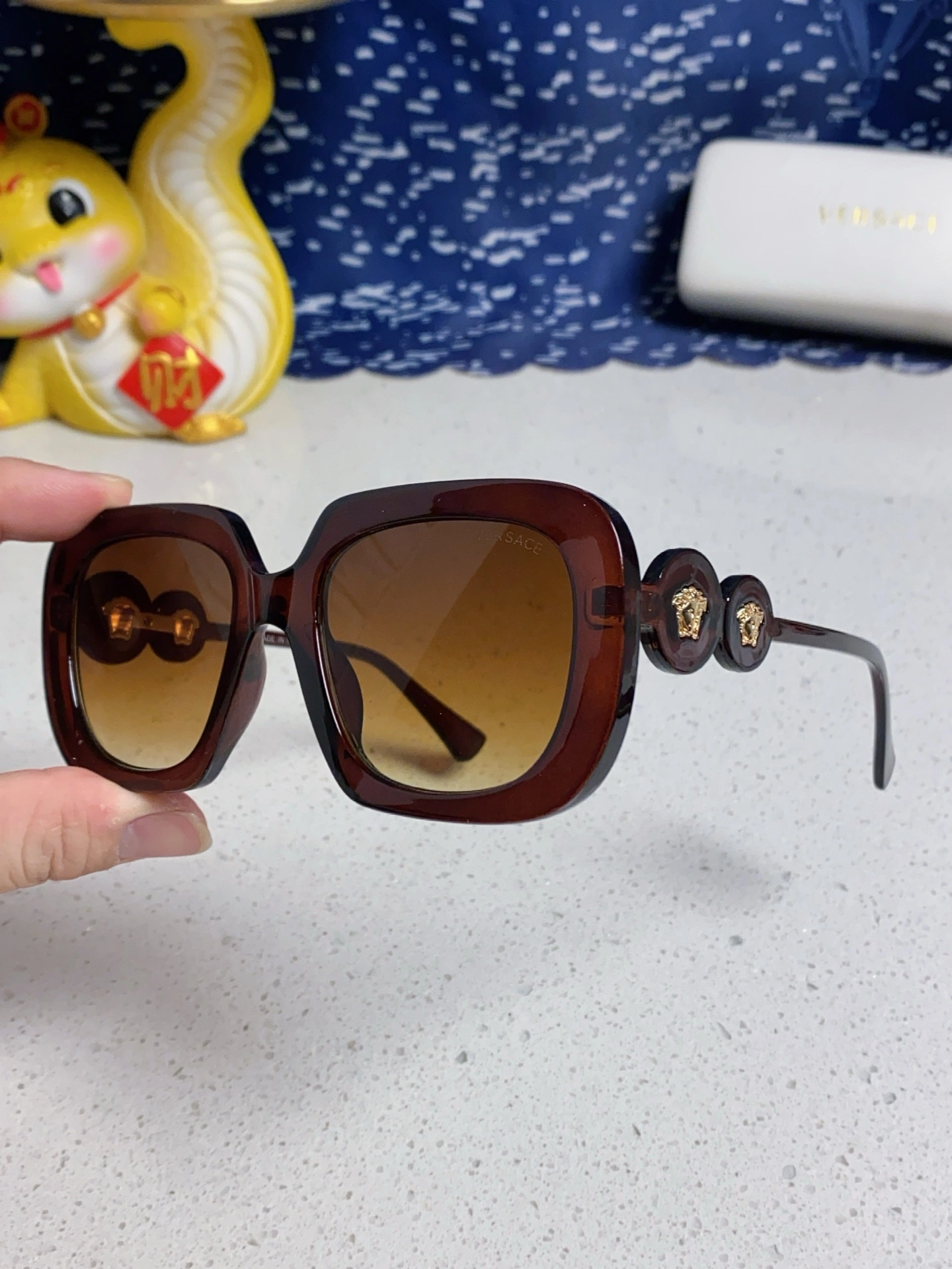 V*ersace Glasses Top XX 20250402- Seasonal 17074