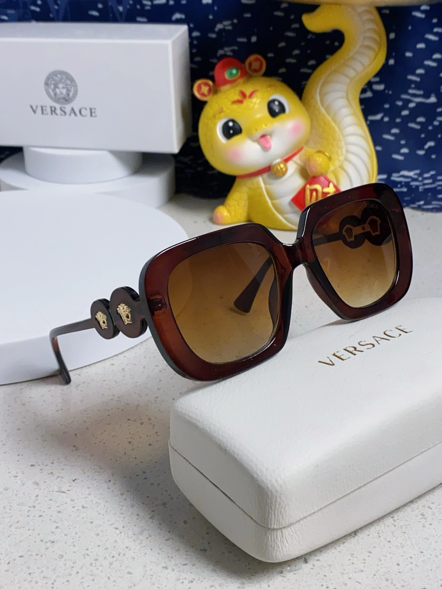 V*ersace Glasses Top XX 20250402- Seasonal 17074