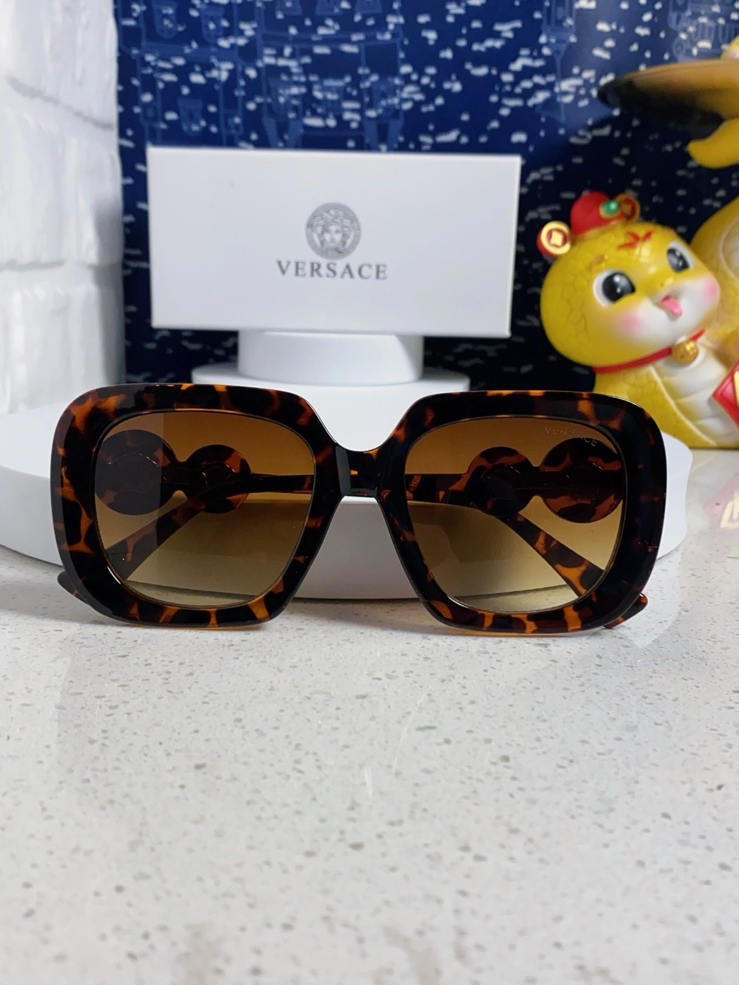 V*ersace Glasses Top XX 20250402- Seasonal 17074