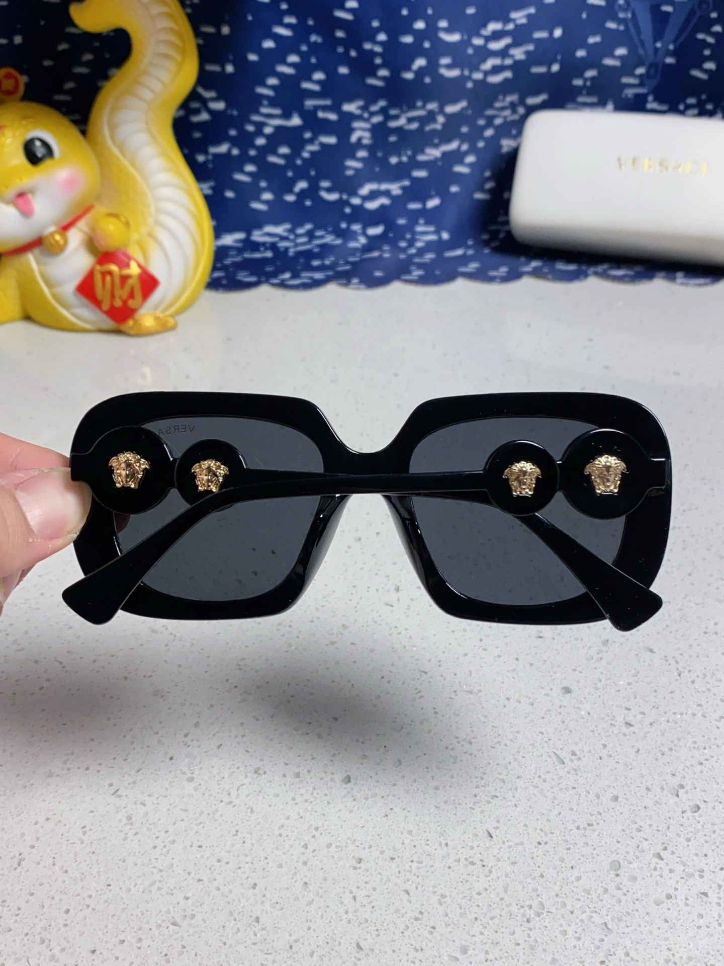 V*ersace Glasses Top XX 20250402- Seasonal 17074