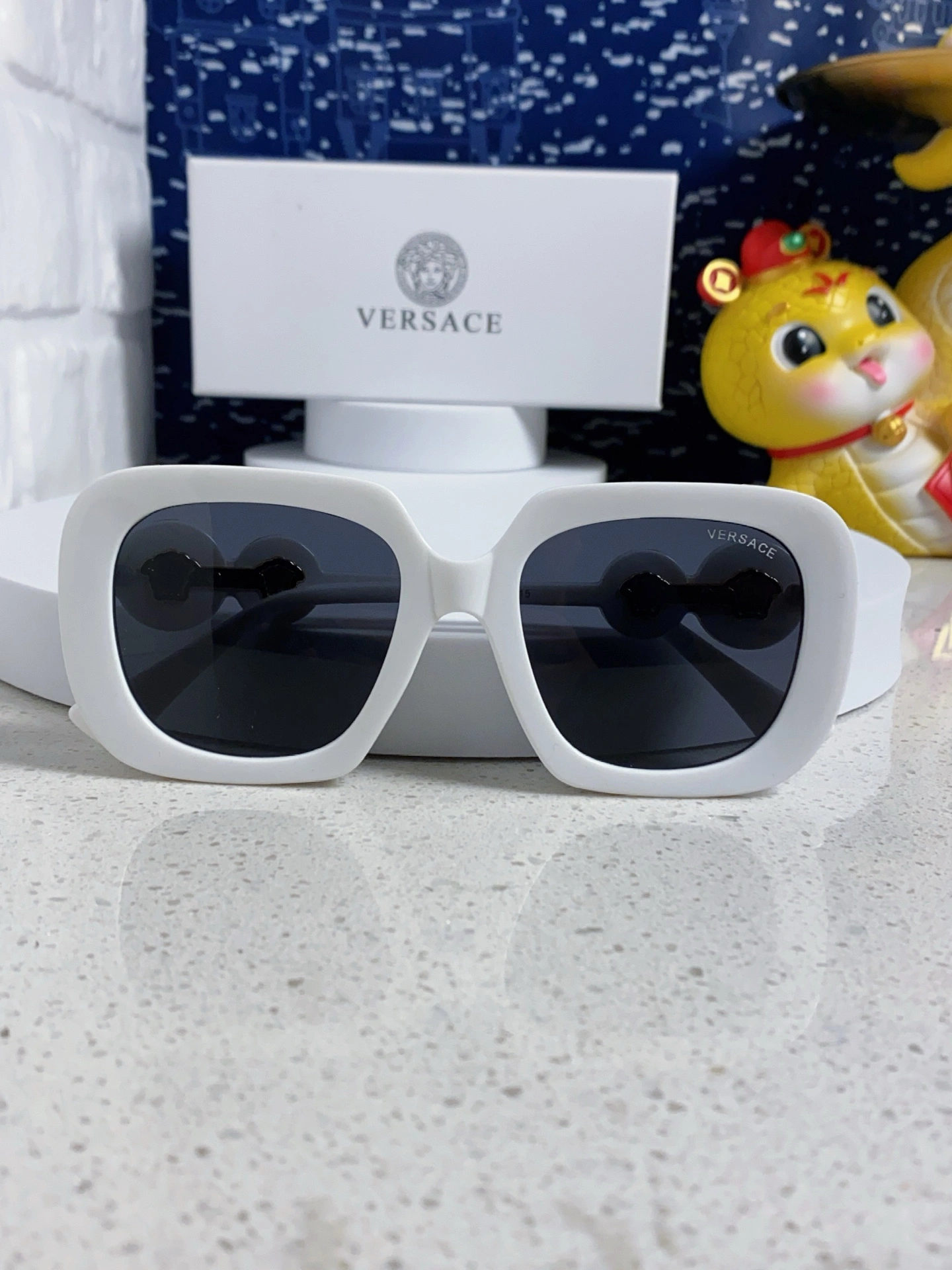 V*ersace Glasses Top XX 20250402- Seasonal 17074