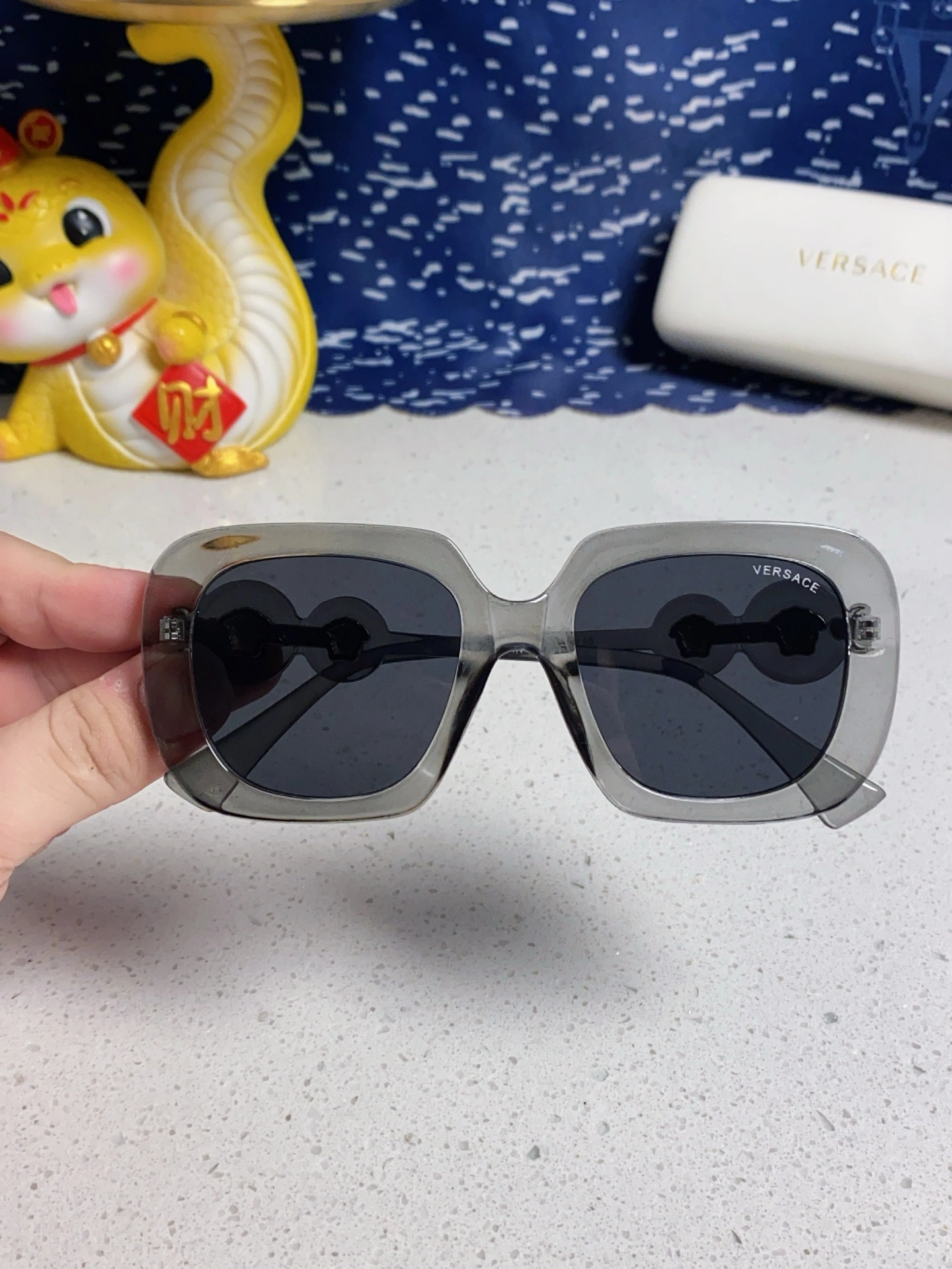V*ersace Glasses Top XX 20250402- Seasonal 17074