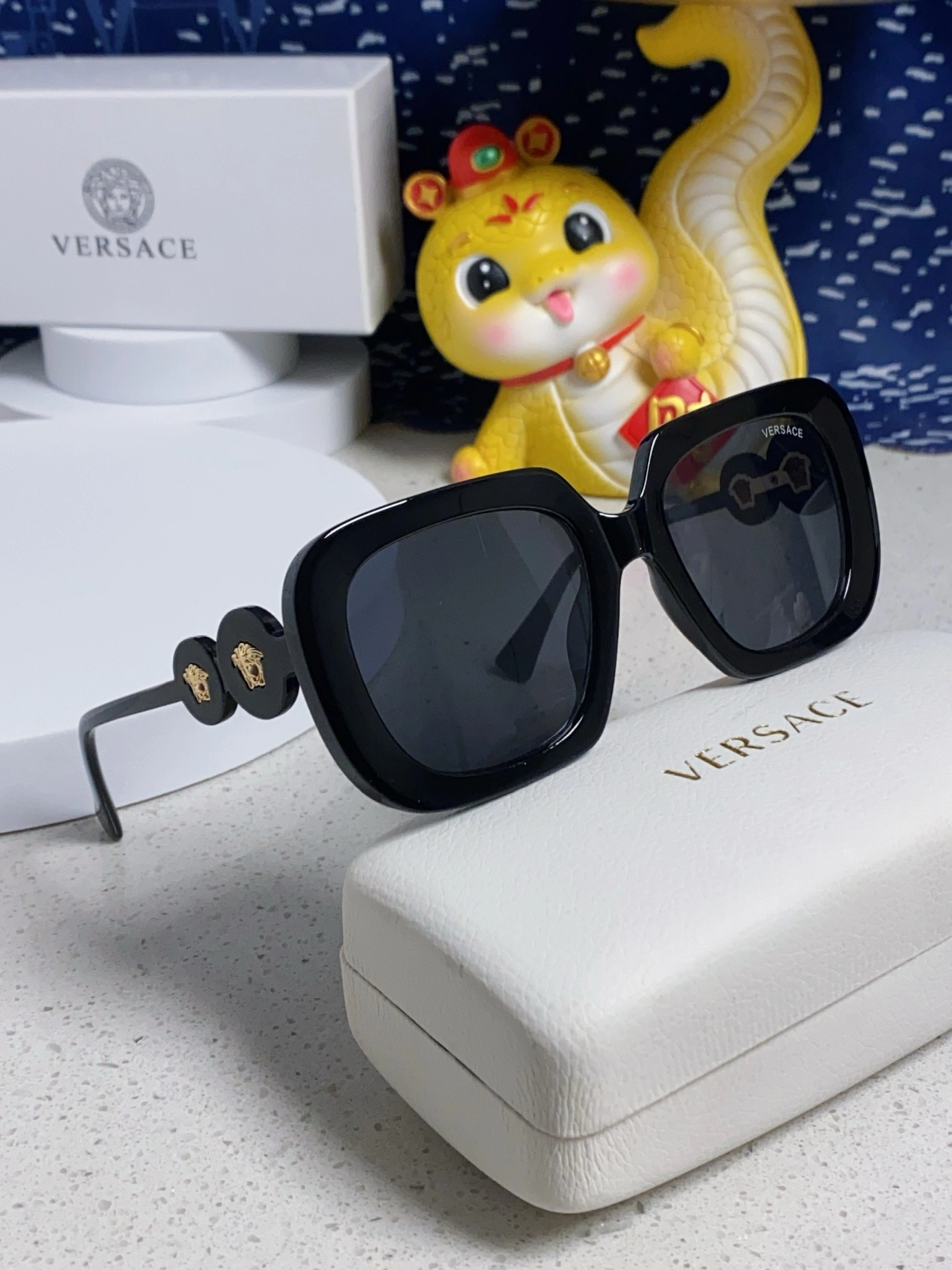 V*ersace Glasses Top XX 20250402- Seasonal 17074