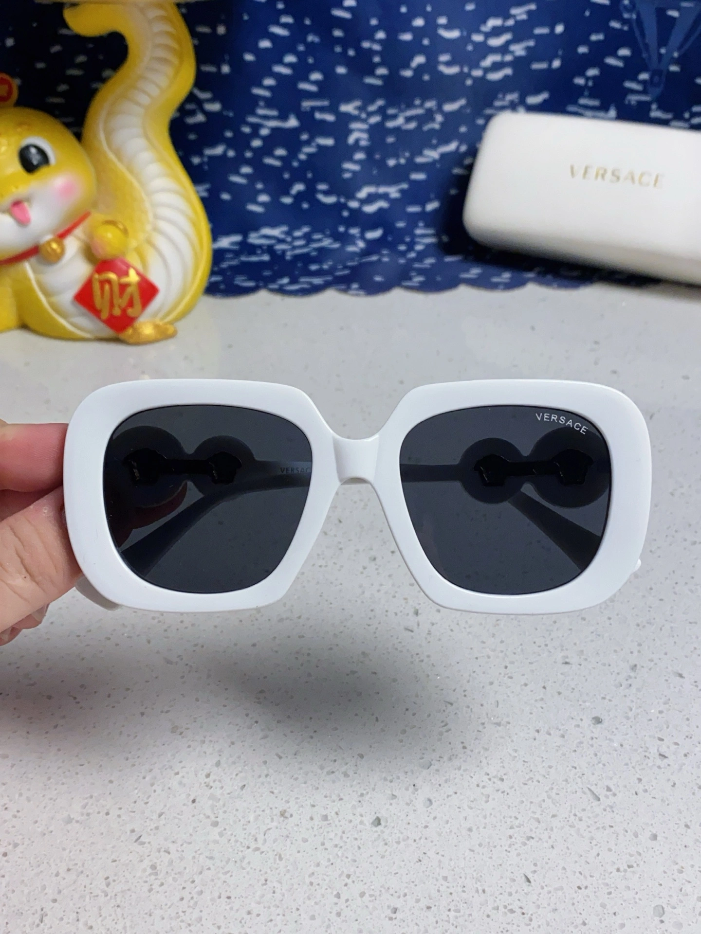 V*ersace Glasses Top XX 20250402- Seasonal 17074