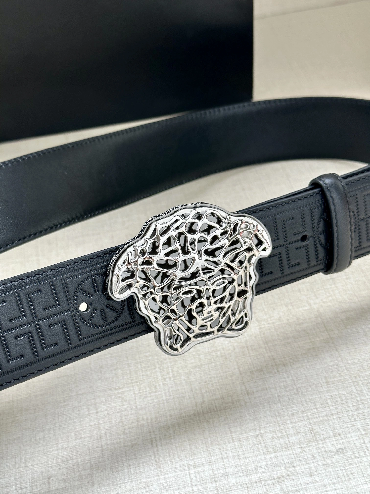 FlexibleFit V*ersace Top Belts AT 20230905- 15980