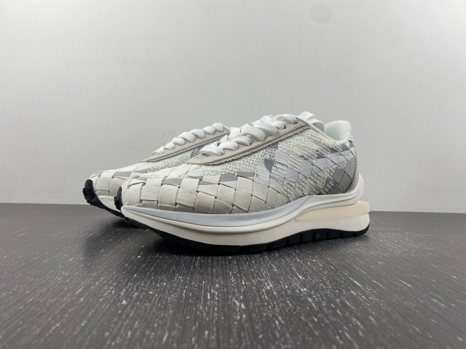 Durable Waffle Woven White Gusto sacai DR5209- 1182