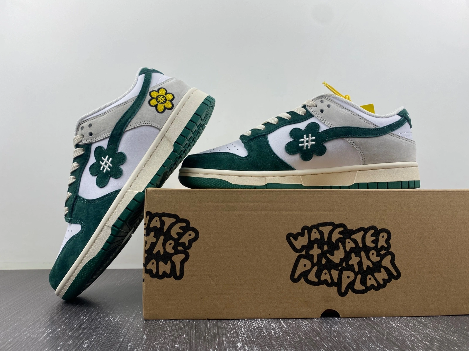 Neat Water The Plant 1.0 DUNK LOW Dark Green 111