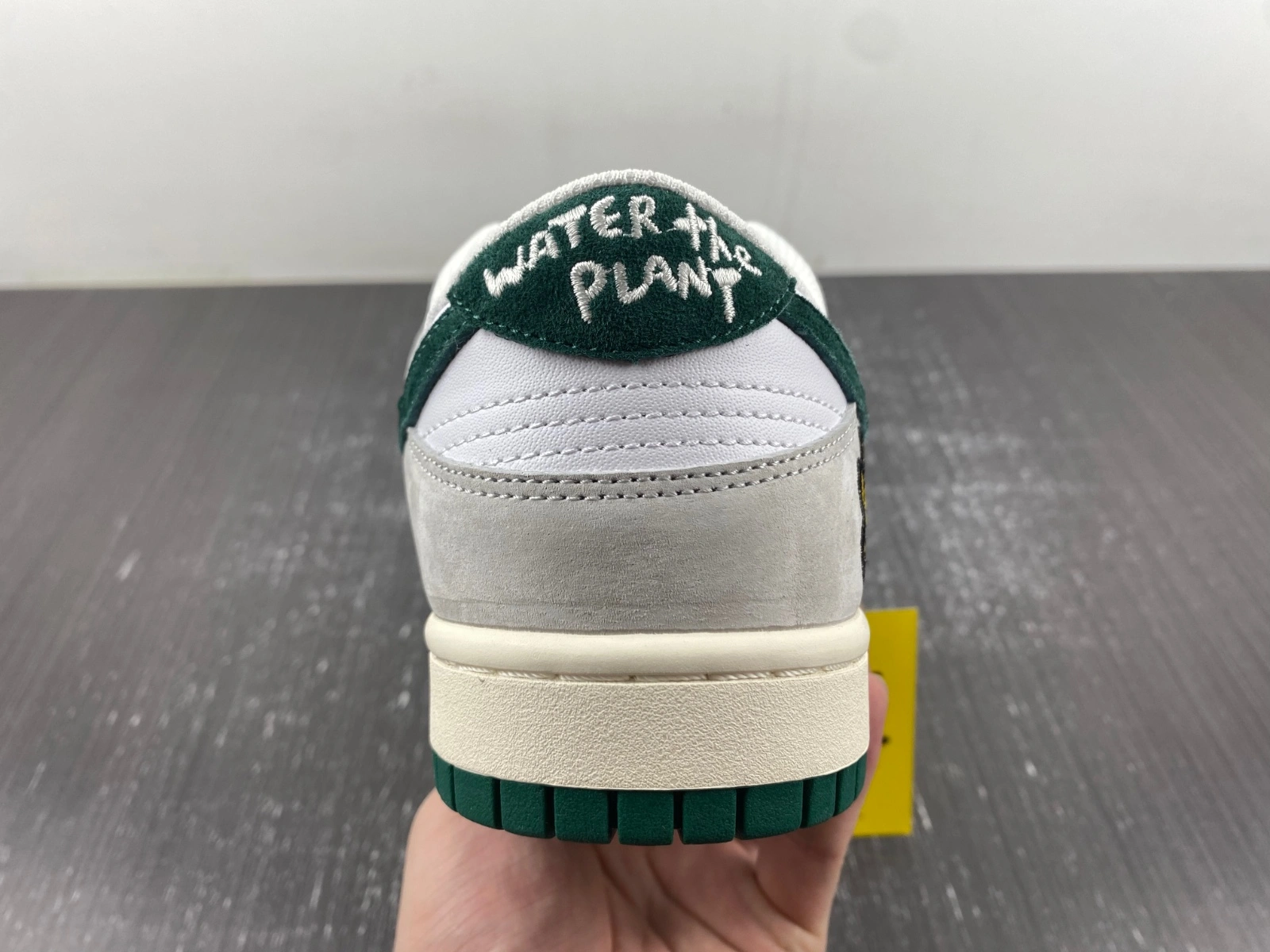 Neat Water The Plant 1.0 DUNK LOW Dark Green 111